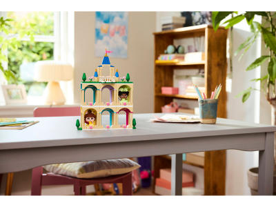 LEGO Mini Belle en Tiana met kasteel (43291)