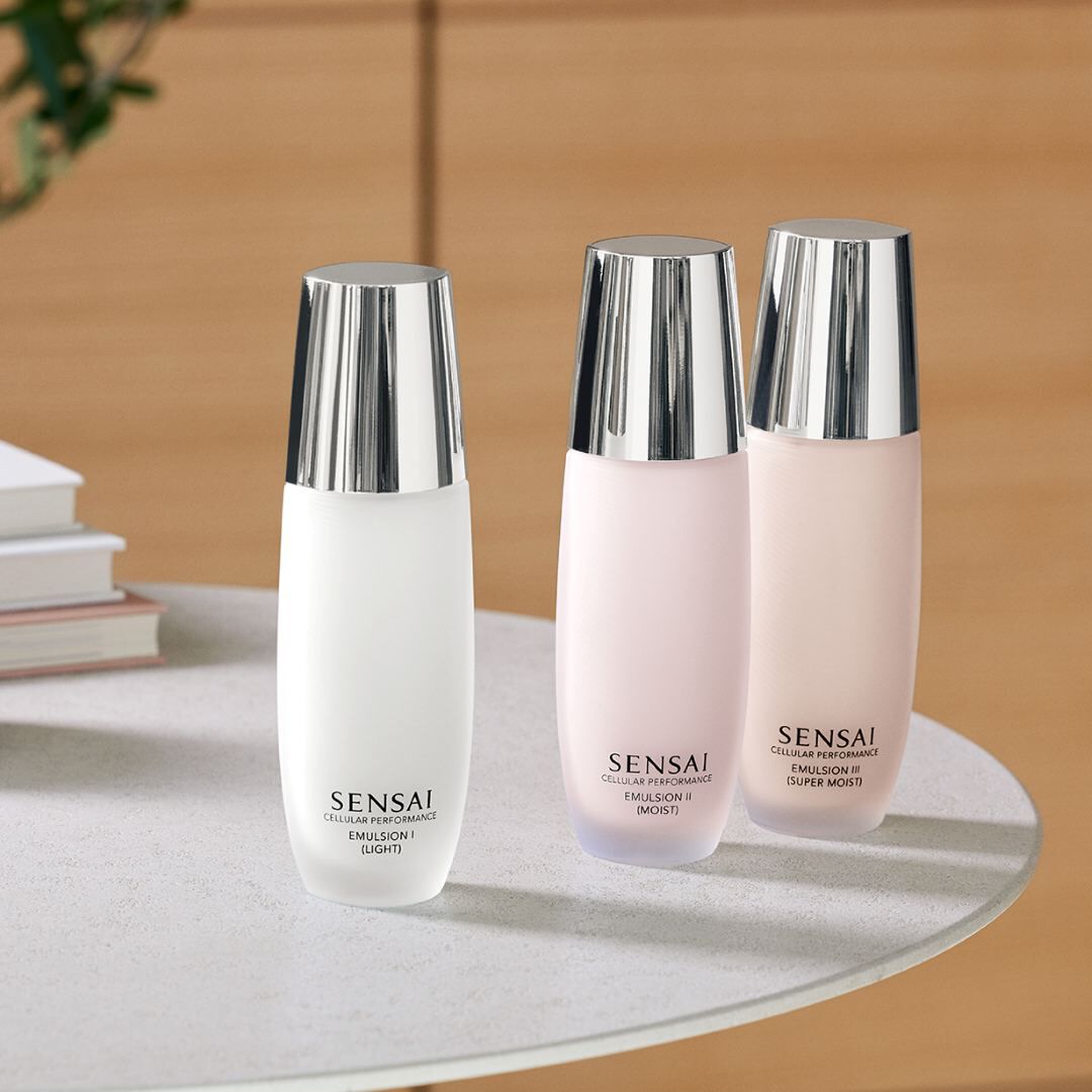 SENSAI CELLULAR PERFORMANCE Emulsion III (Super Moist) - 100ml
