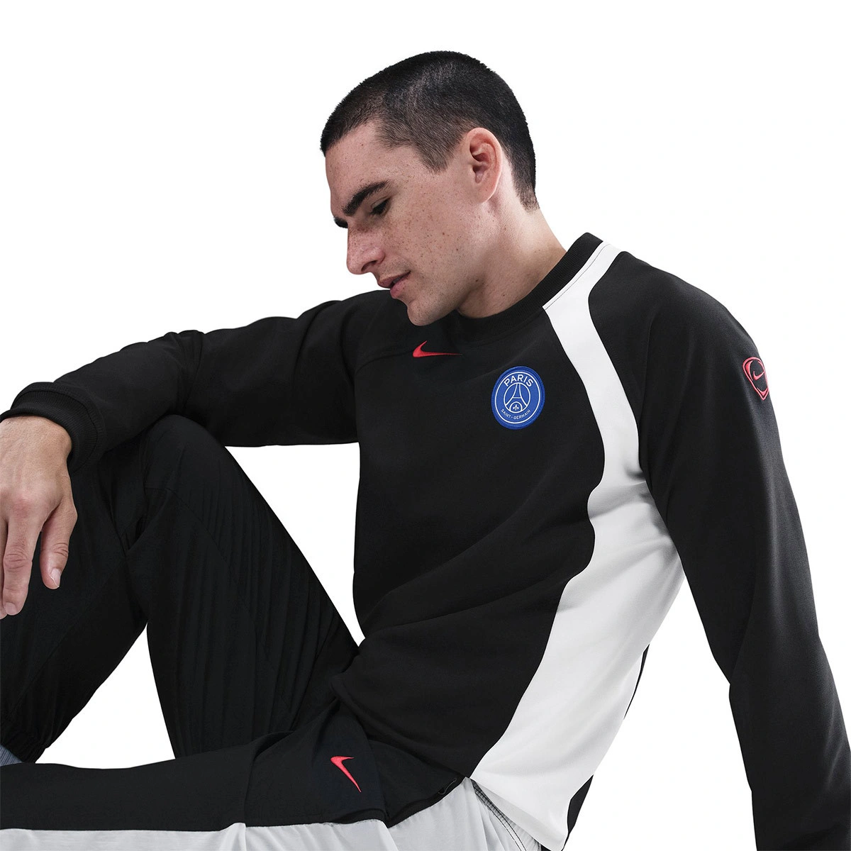 Sweatshirt Nike PSG Fanswear 2025-2026