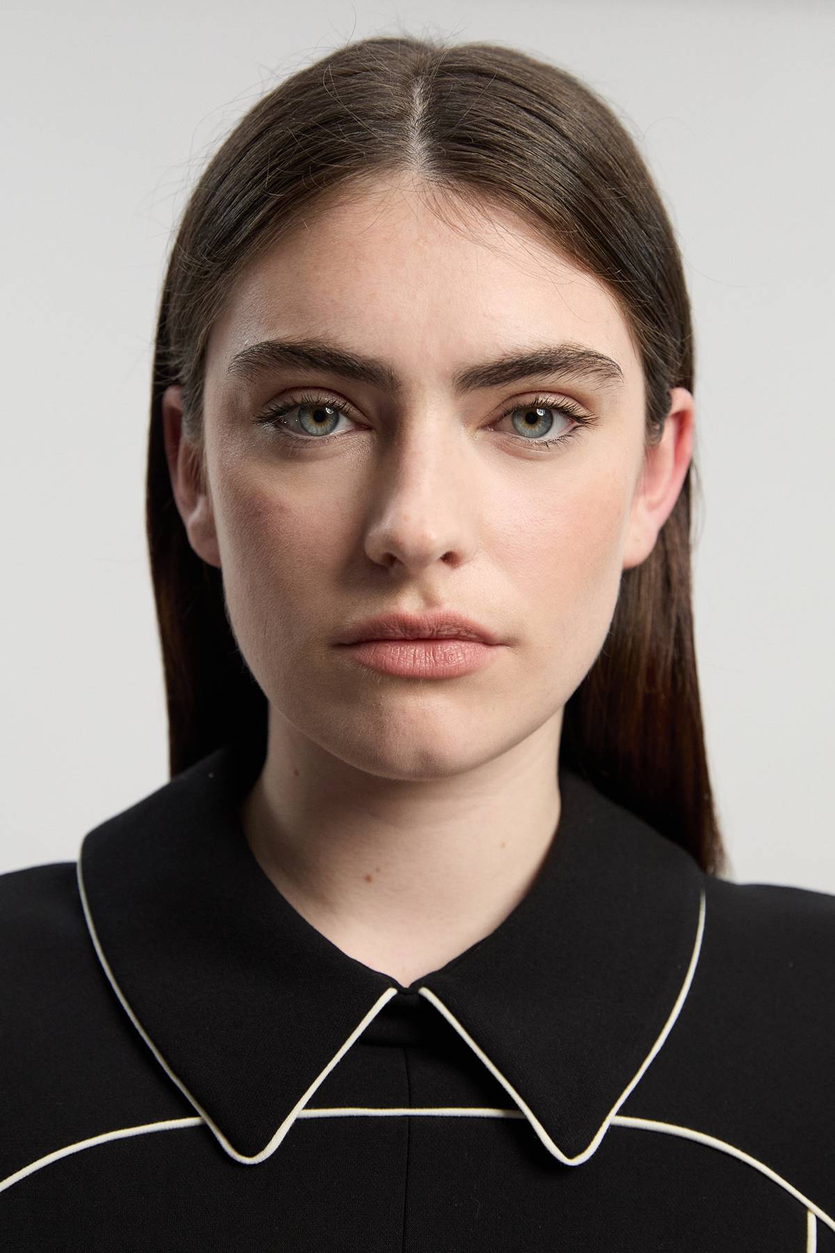 KarenMillen Combinaison Ajustée à Détails Contrastés et Pattes Boutonnées en Tissu Stretch Compact