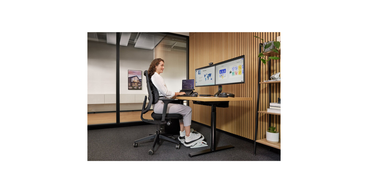 KensingtonSmartFit Easy Riser-laptopstandaard met koelfunctie  (Zwart)