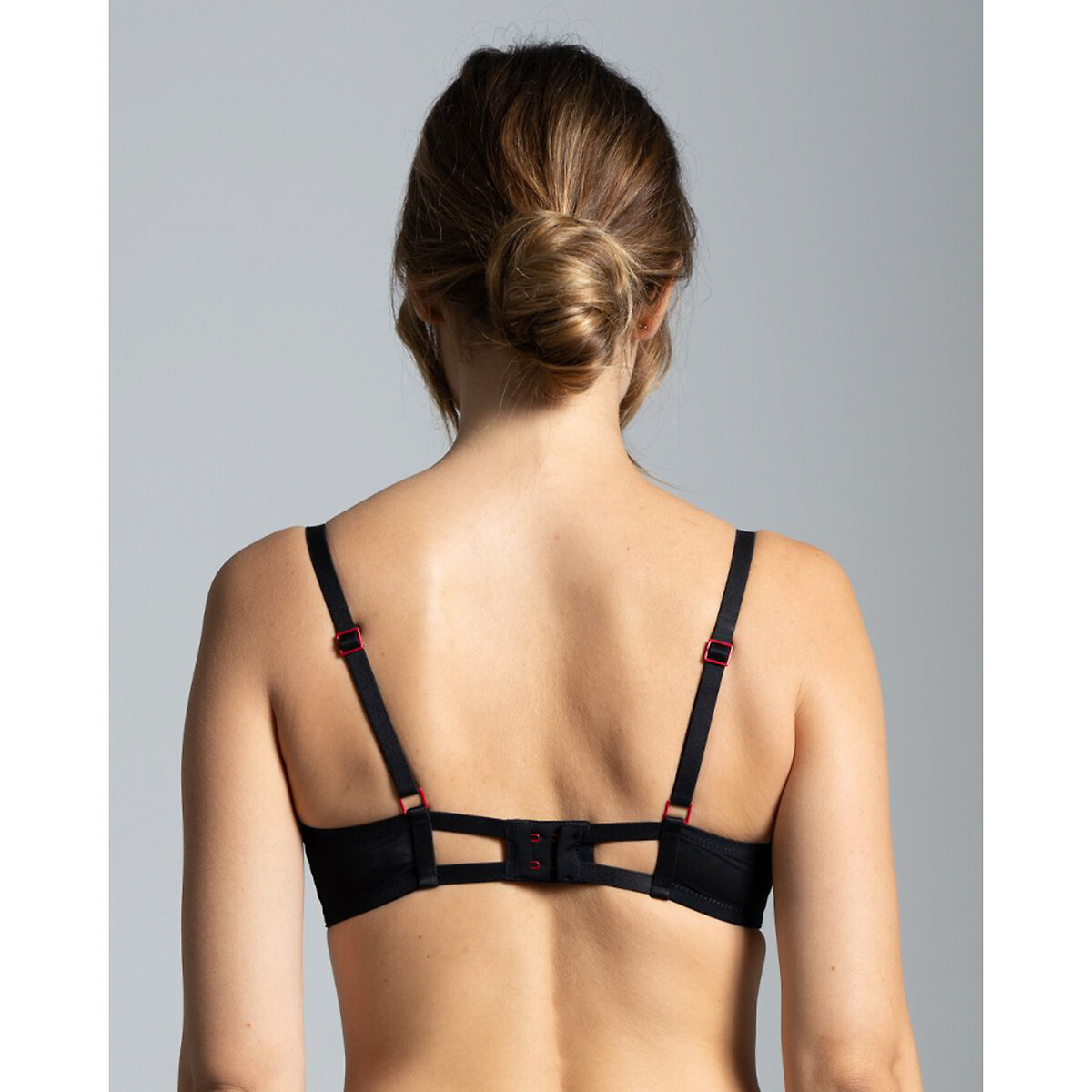 SCANDALE ECO LINGERIE<br>Sutiã decotado em tecido ecológico Sublime