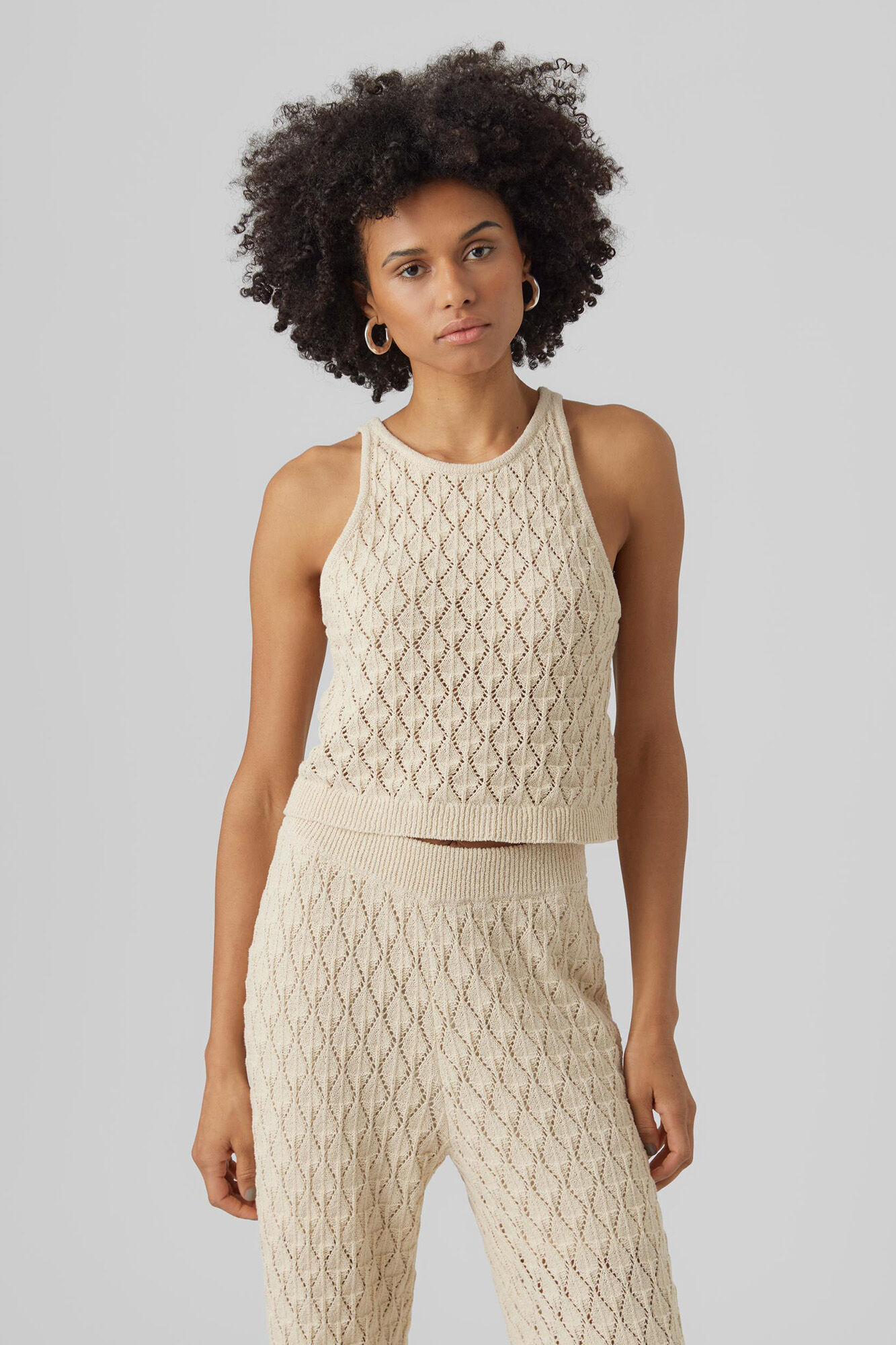 Top de crochê com decote halter - Cinza