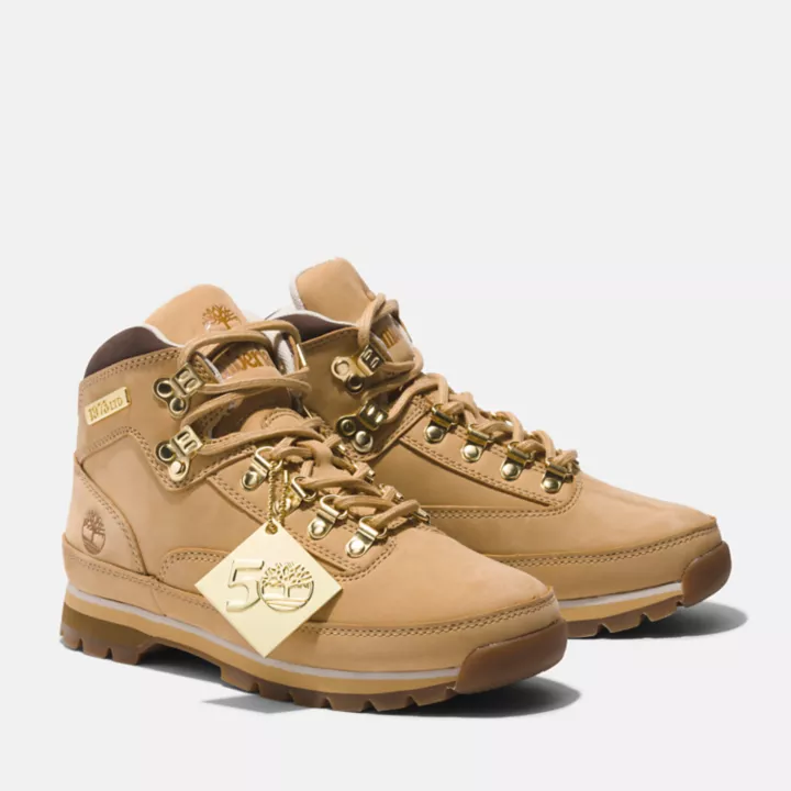 Bota Timberland 50th Edition Butters Euro Hiker de couro para mulheres na cor Golden Butter.