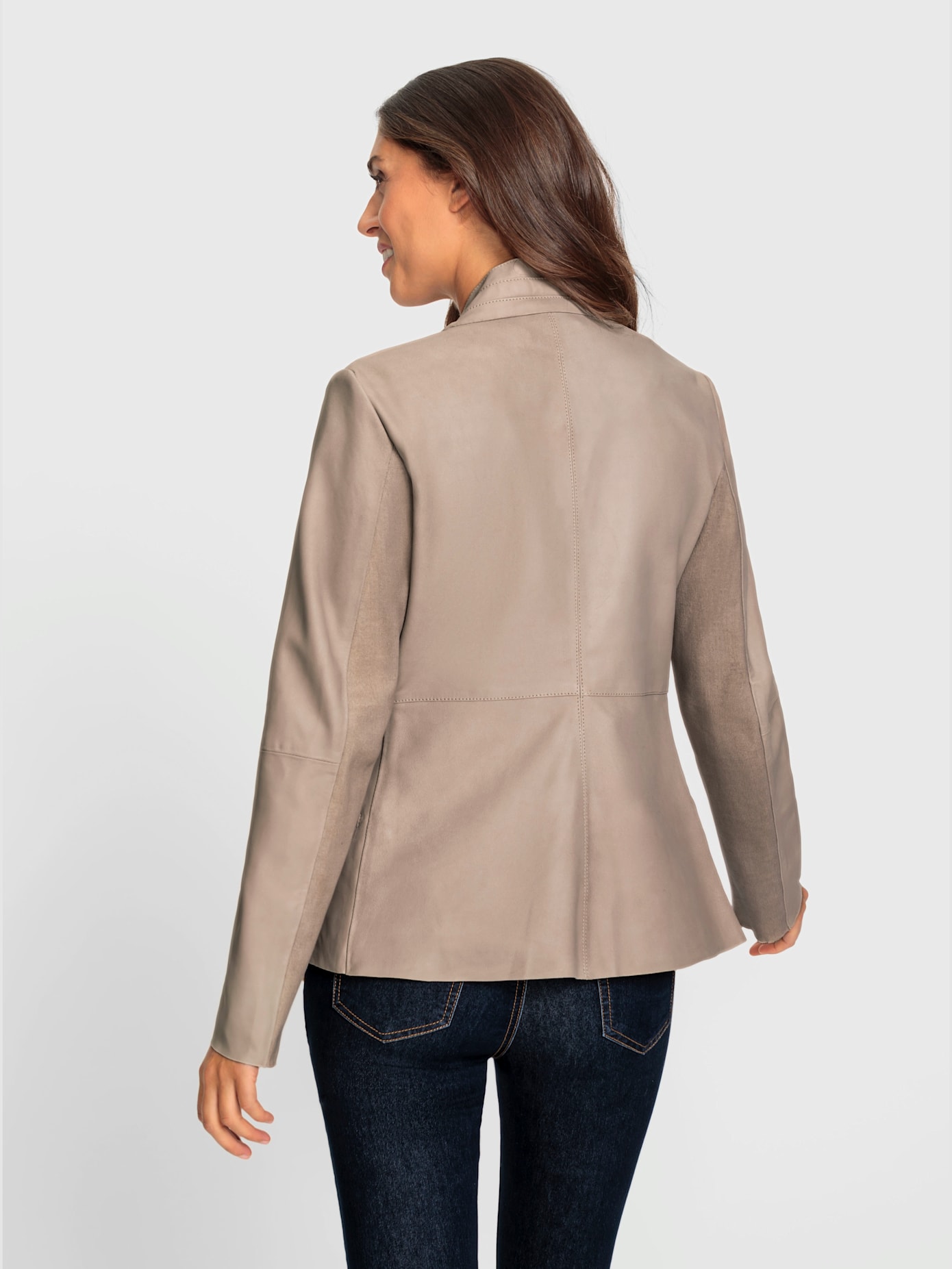 Veste en cuir modèle décontracté et élégant
