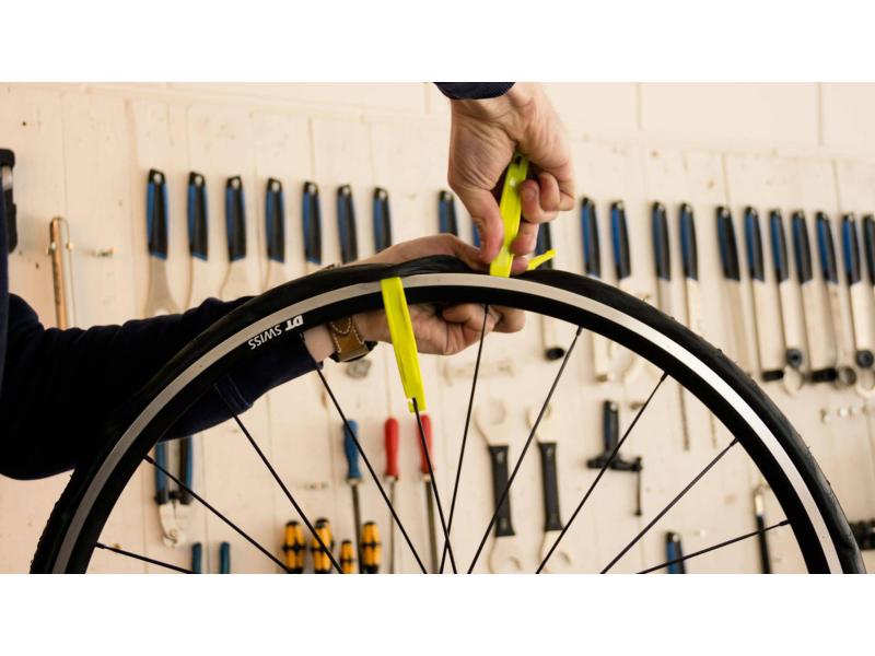 BBB Reifenheber EasyLift BTL-81 Neongelb Leicht handhabbare Velopneu-Heber