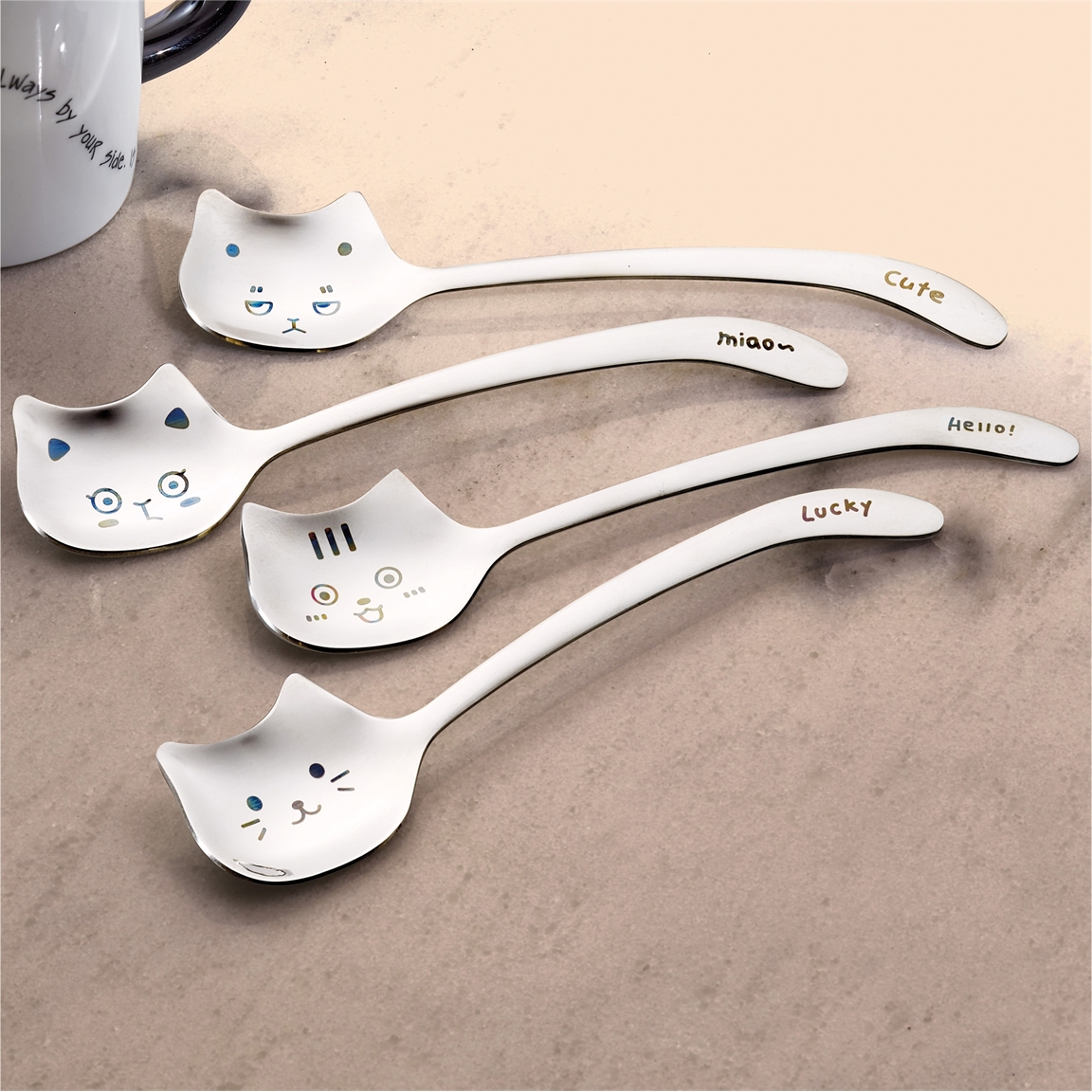 Lot de 4 cuillères chat inox