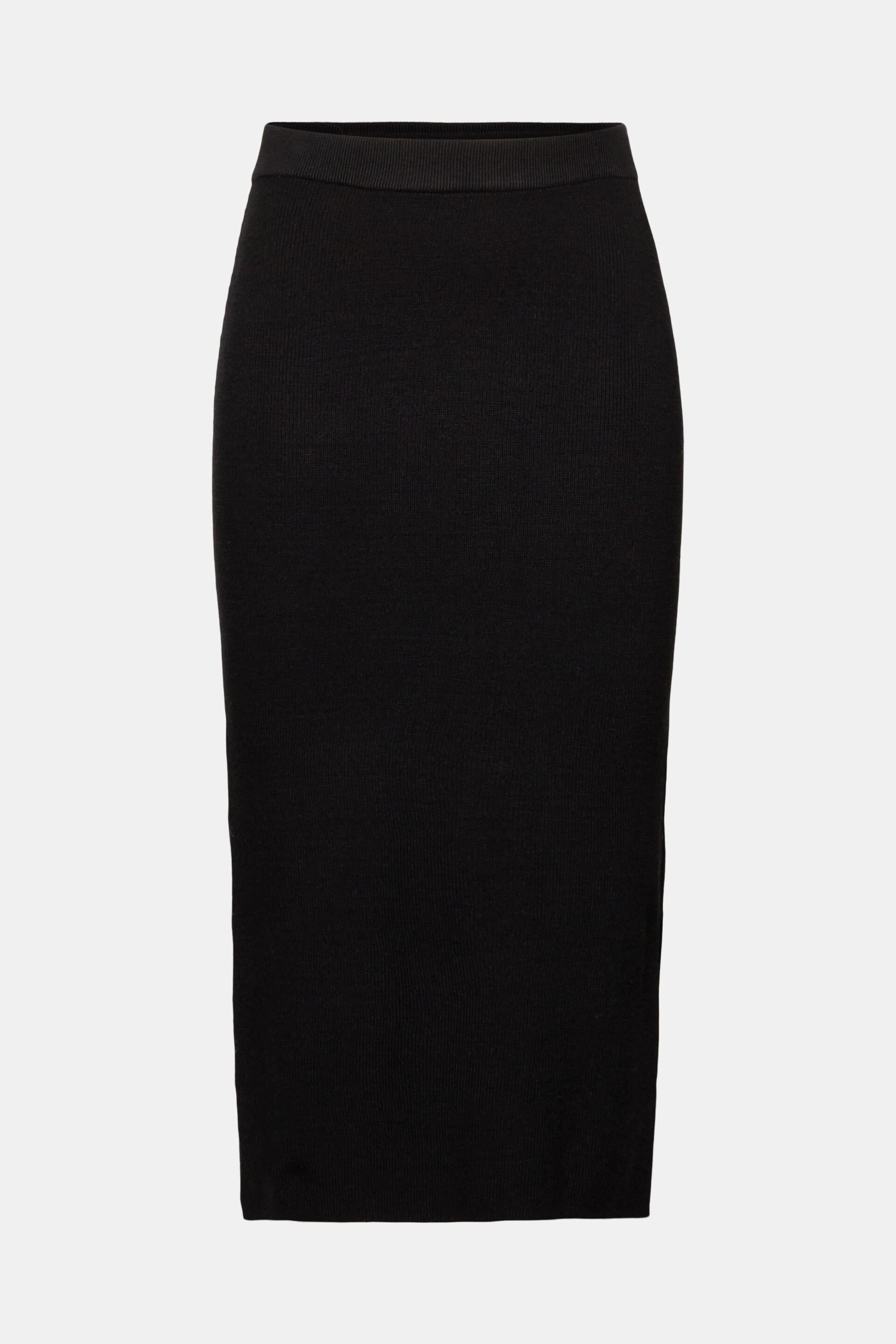Skirts flat knitted
