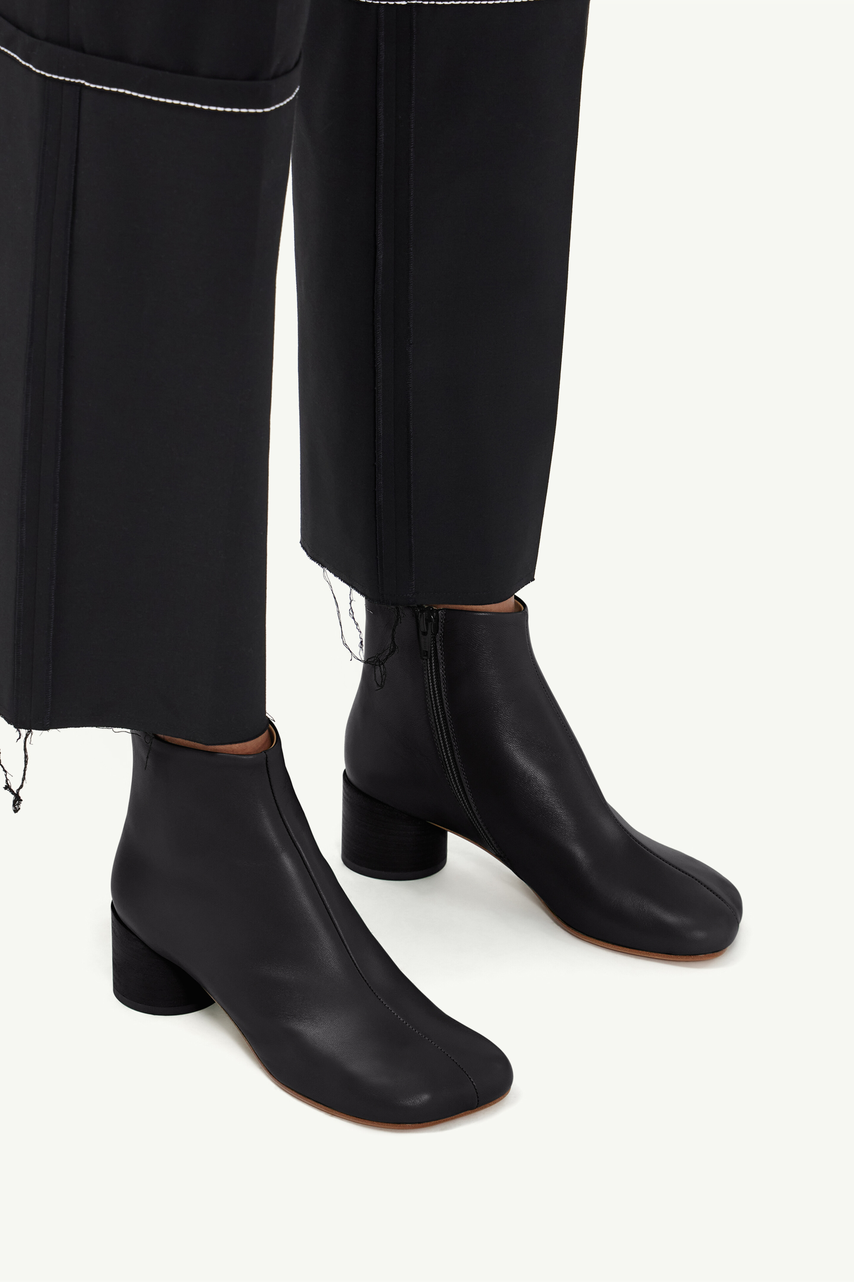 Bottines zippées noires