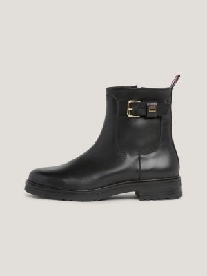 Botas de tornozelo de couro com detalhe de cinto essencial