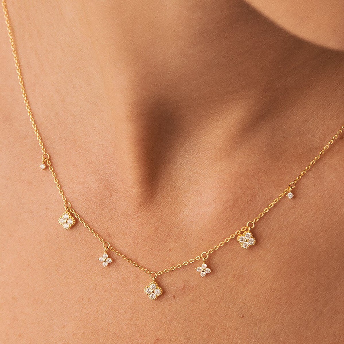 Collier Agatha Beloved pampille doré