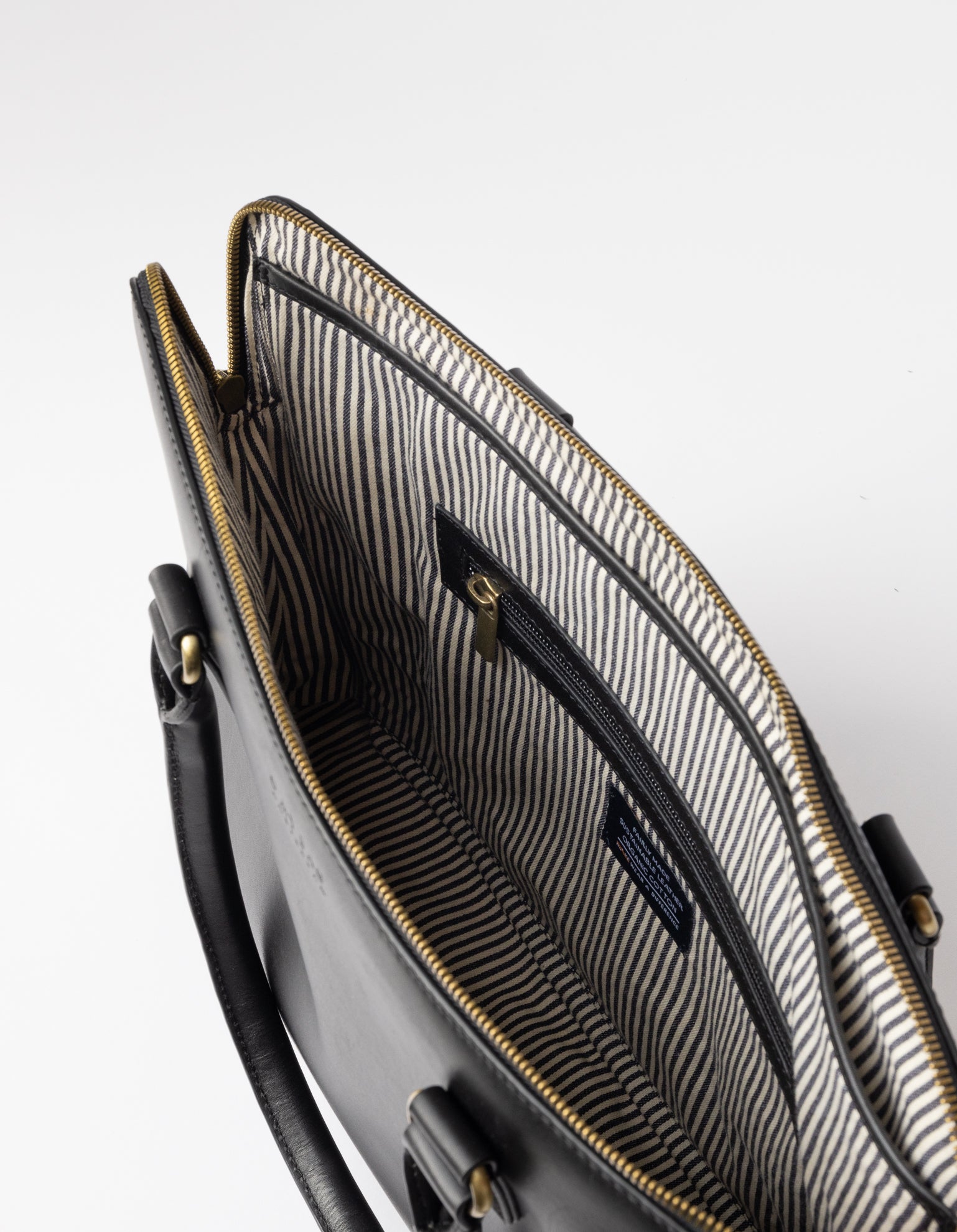 Hayden - Black Classic Leather