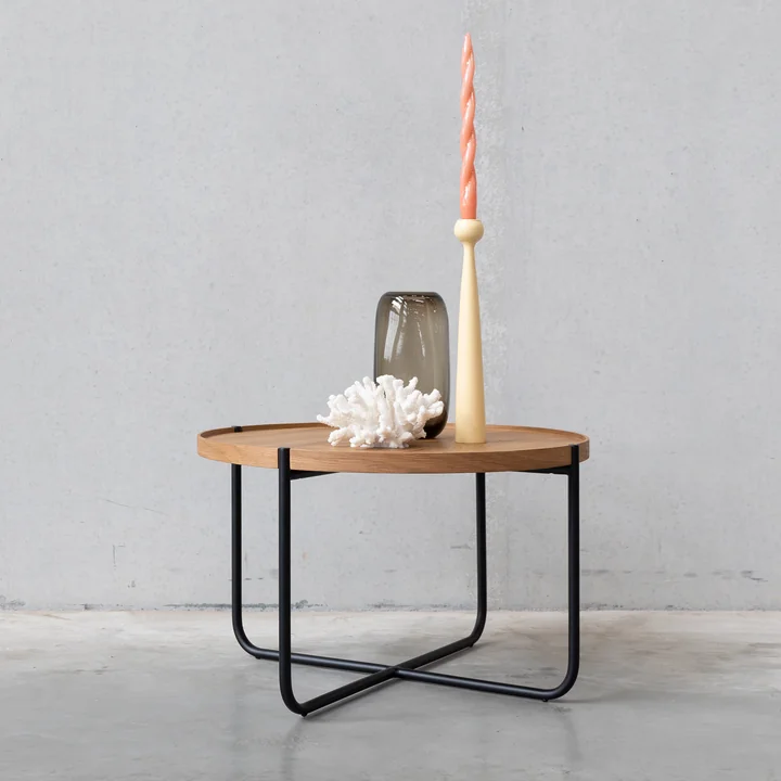 Studio Zondag - Licht Coffee Table Ø 60 cm, walnuss / schwarz