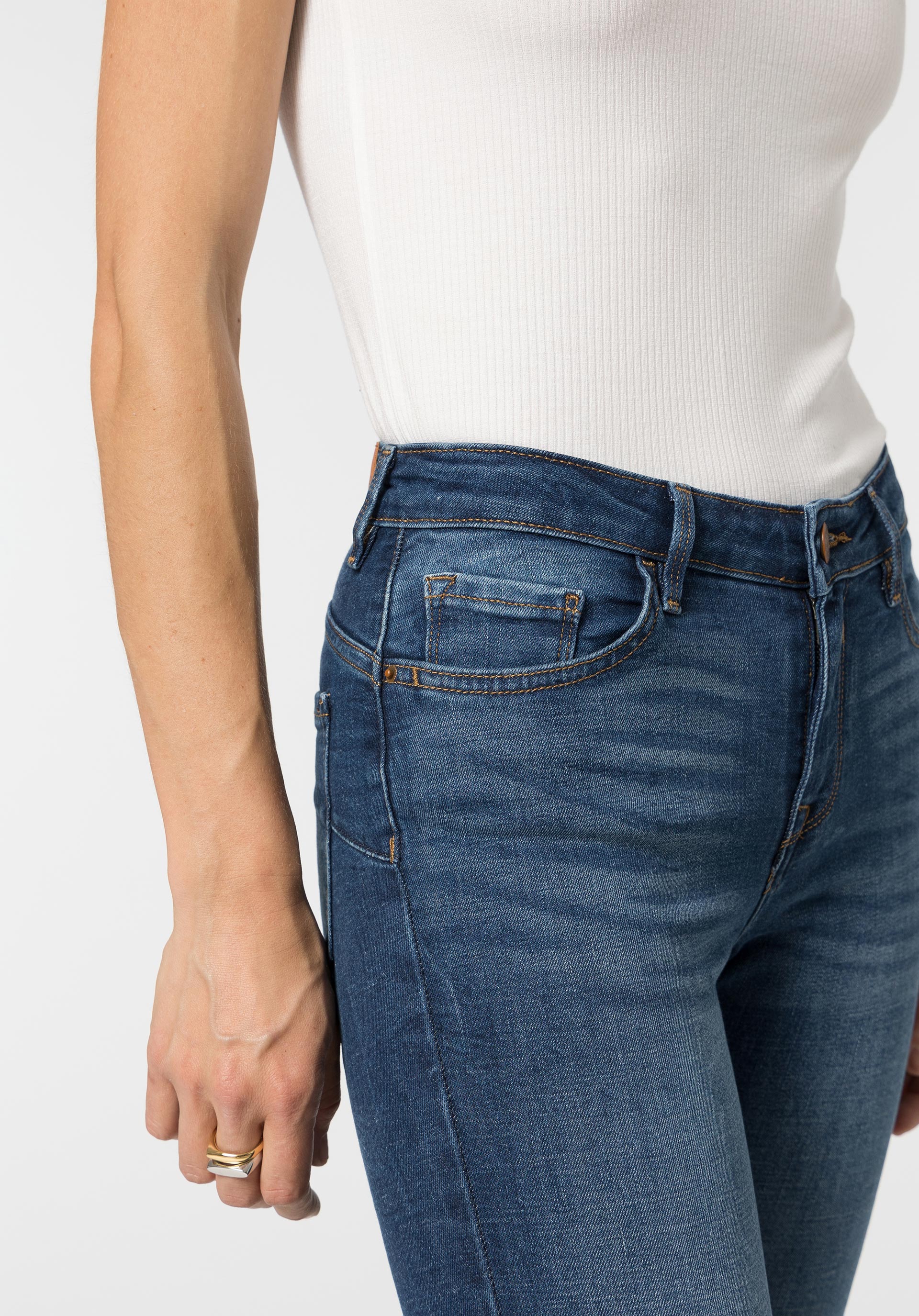 Jeans Light Push-up Skinny Cintura Média