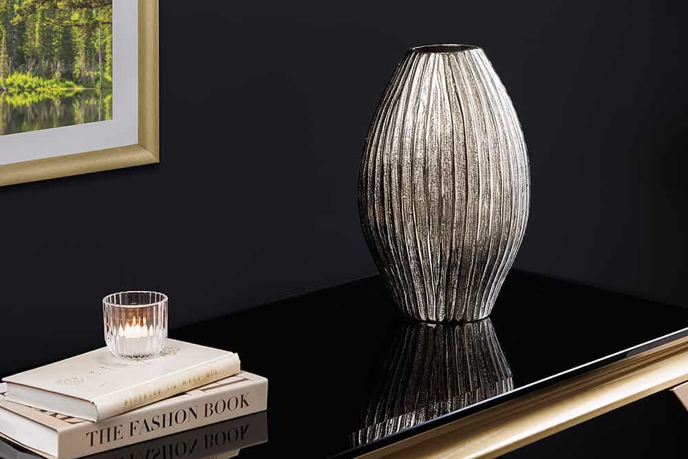 Moderne Vase ELEGANCE 35cm silber Metall Hammerschlag Design