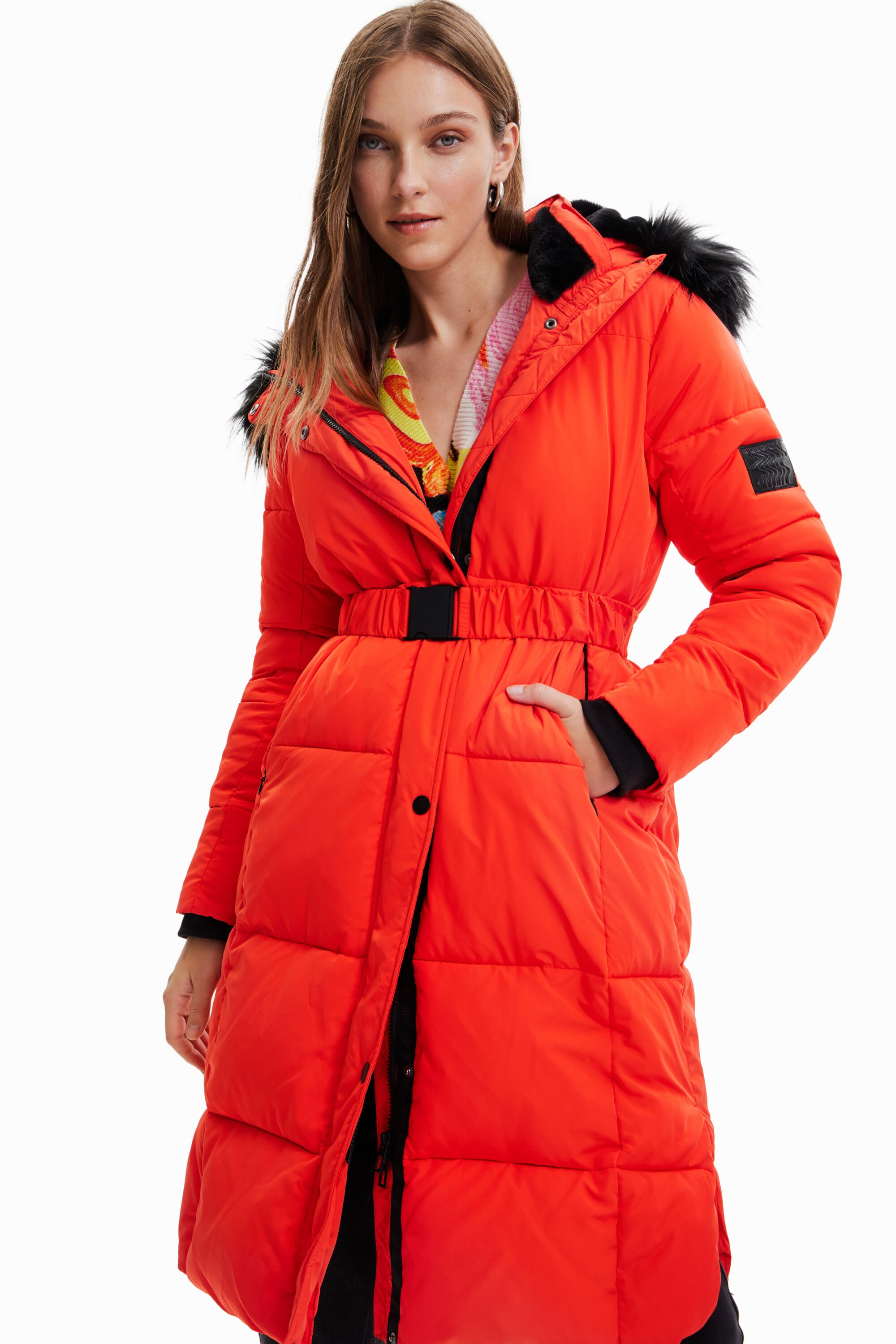 Long manteau matelassé ceinture