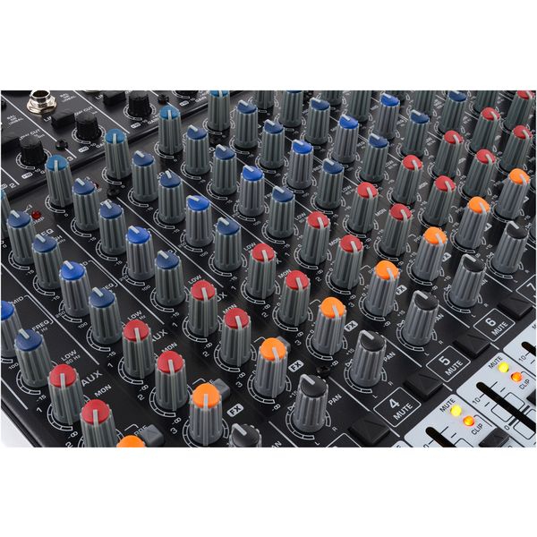 Behringer Xenyx X2222USB HP Bundle