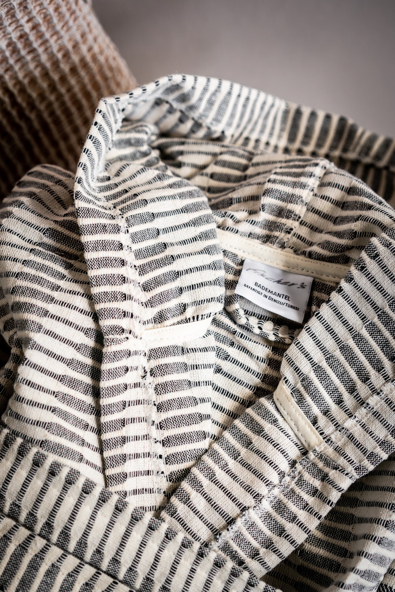 Bademantel 'Yummy' S-XL, mit Kapuze, grau-weiß günstig bestellen