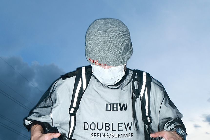 DragonRoad - Mock tweedelig T-shirt met mesh overlay en elleboogmouwen