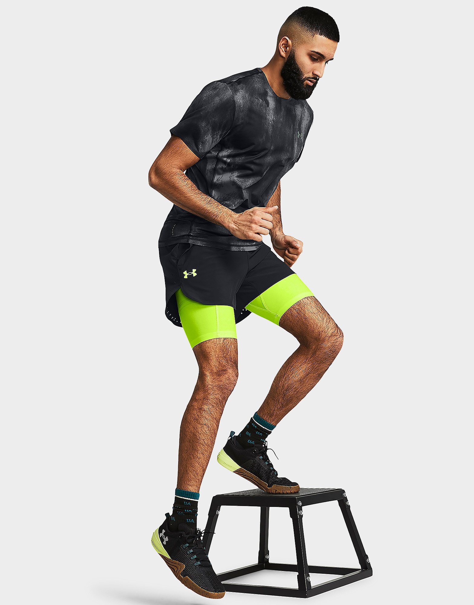 Under Armour Shorts UA Peak Woven  2in1 Sts