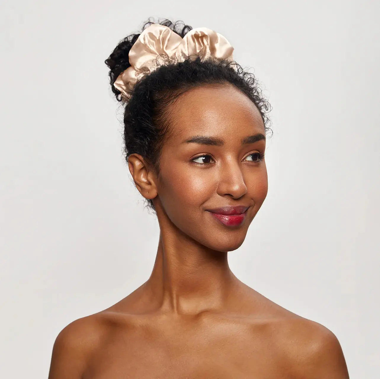 Cloud 9 Satin Pillow Scrunchie Champagne