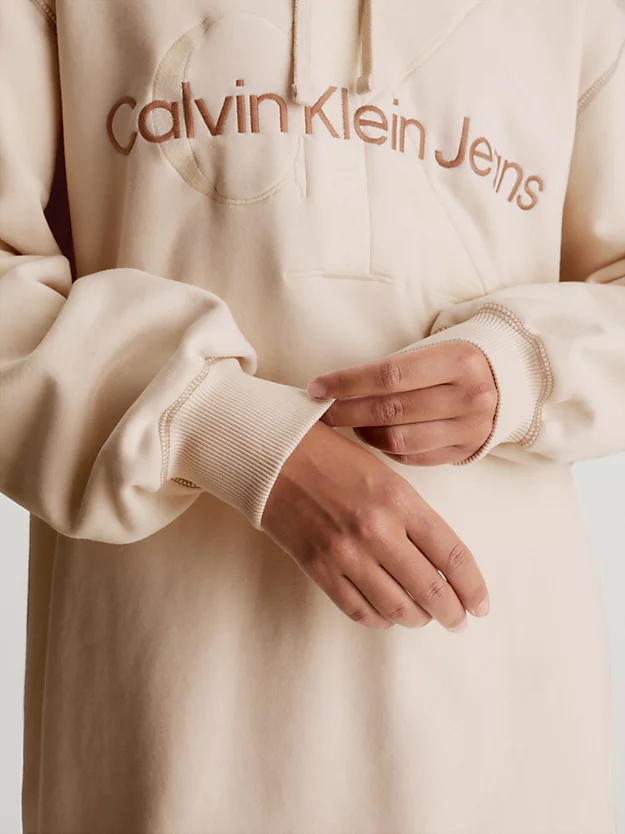 Vestido com capuz oversized