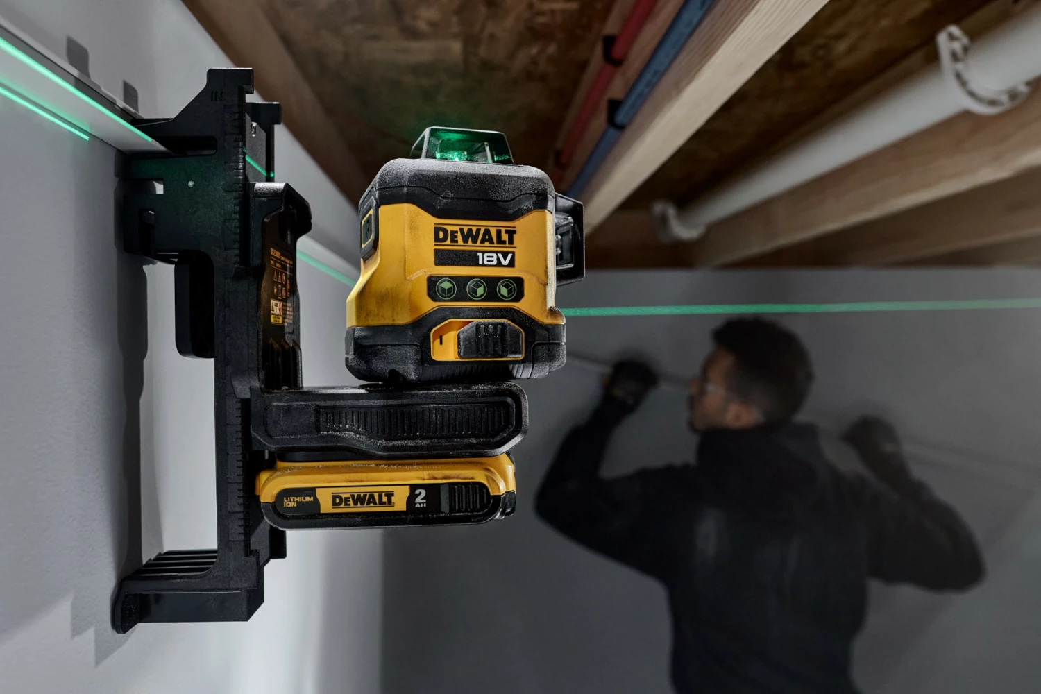 DeWALT DCLE34031D1-QW 18V Li-ion Accu zelfnivellerende Kruislijnlaser set (1x 2.0Ah) - 3x360° - Groen