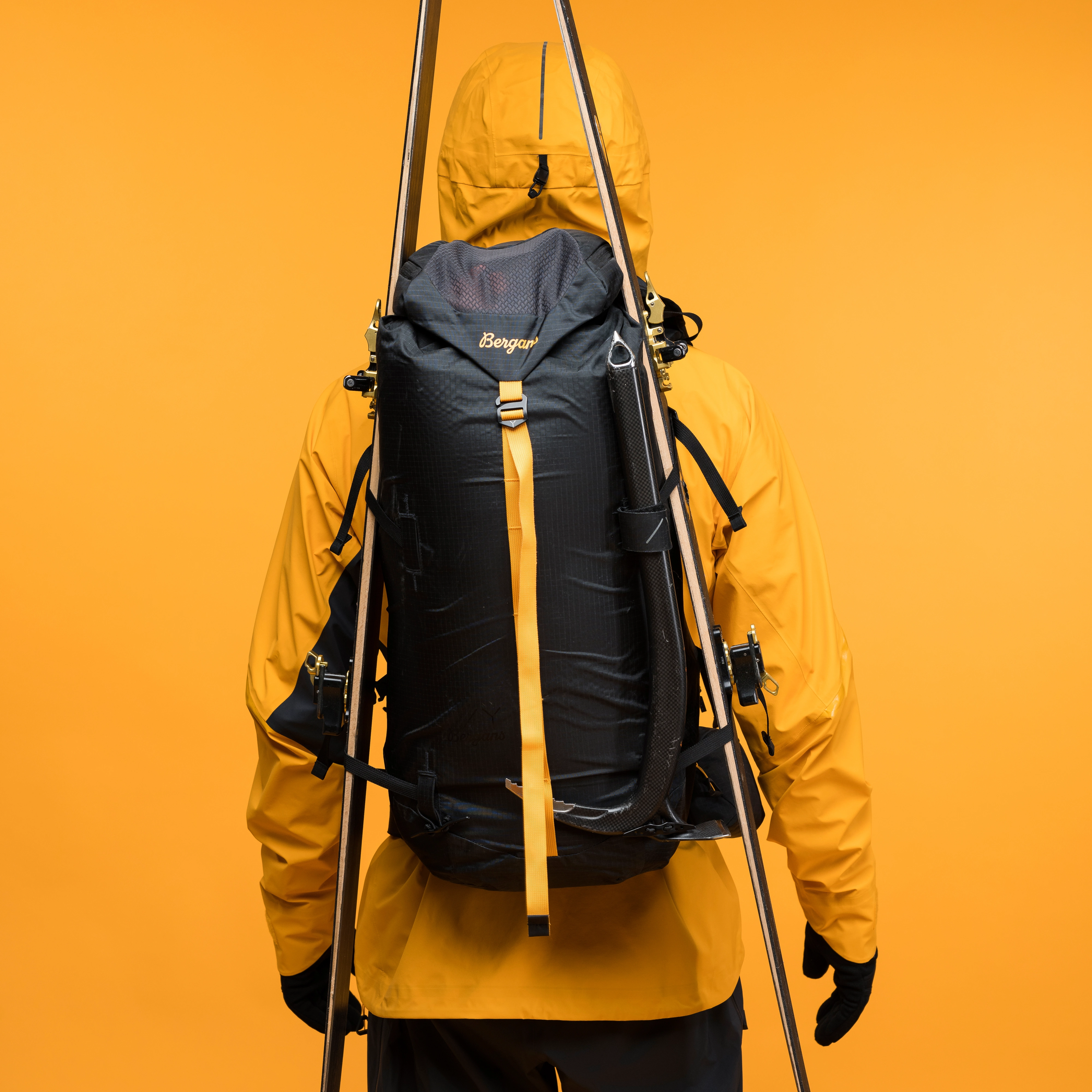 Y MountainLine 40 Daypack M/L w/Safeback Dark Shadow Grey