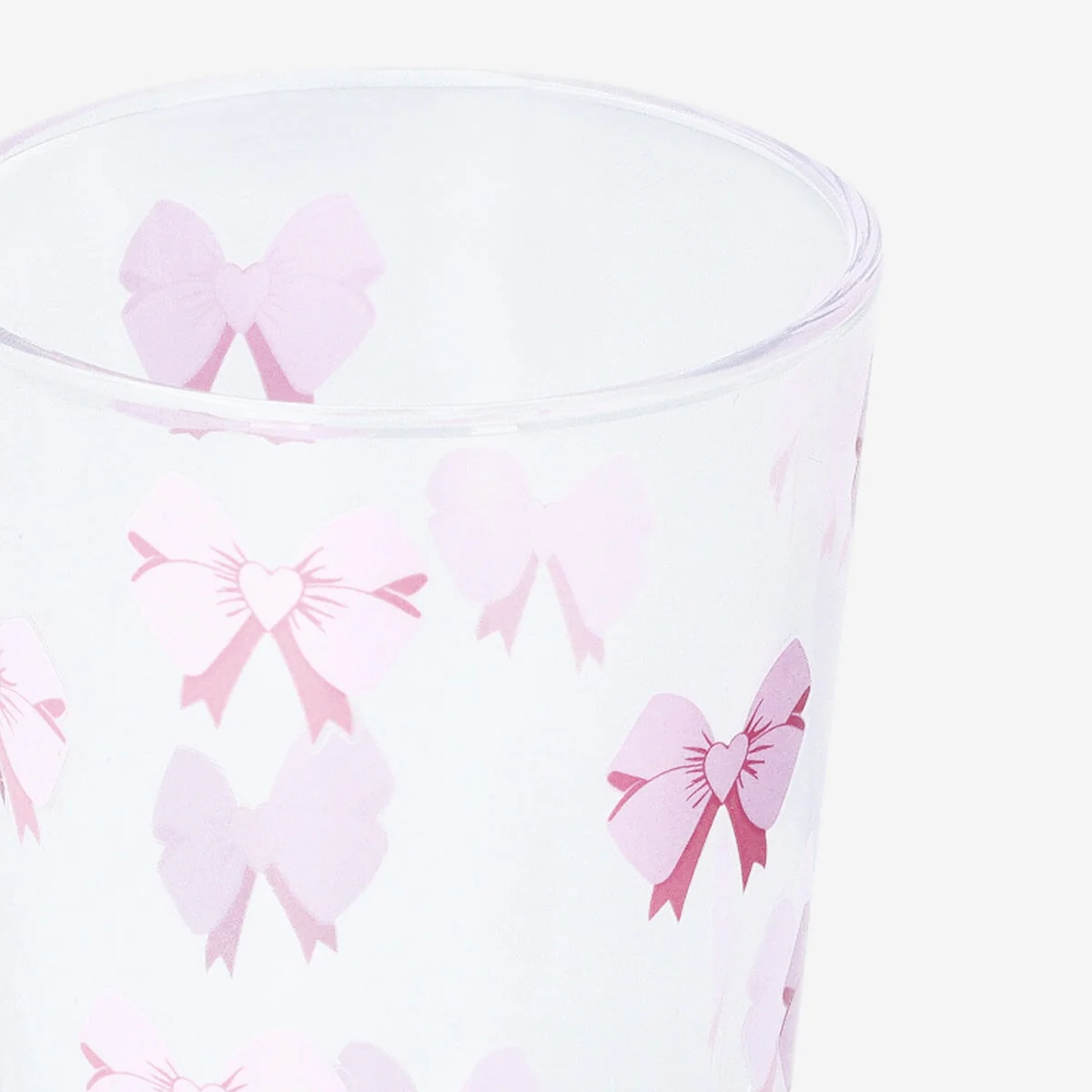 Drikkeglas med sløjfer