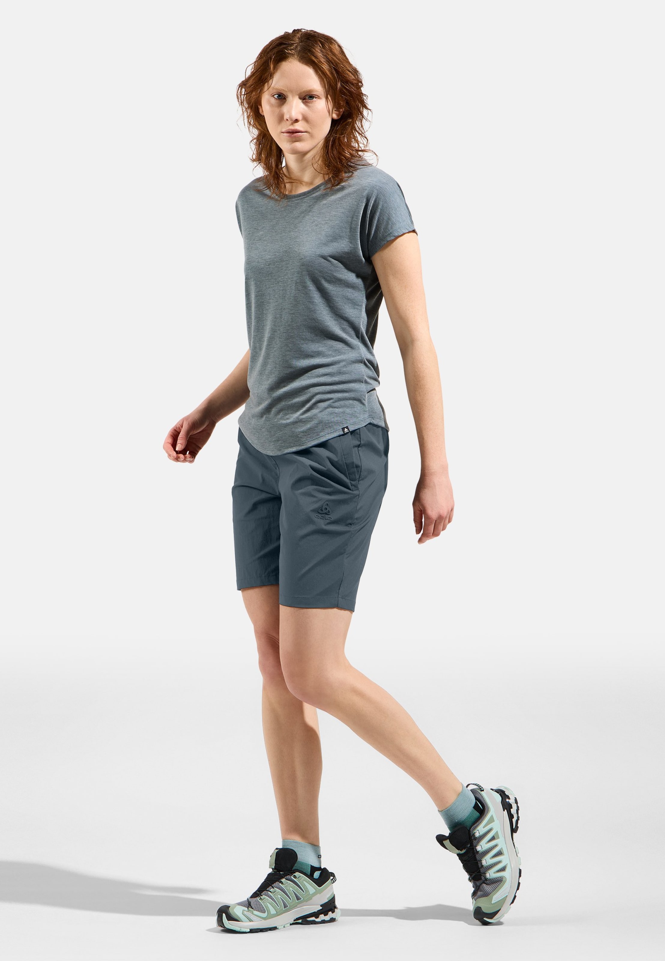 Essentials Wandershorts in dark slate