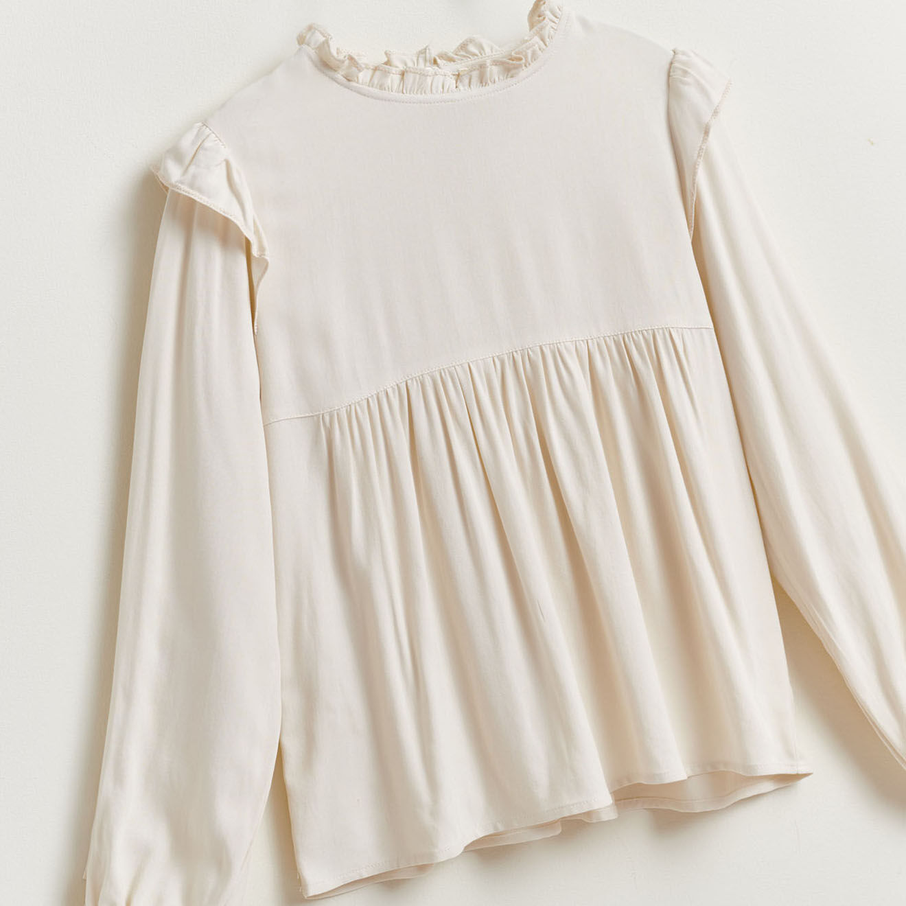 Bellerose Blouse Perform à volants écrue