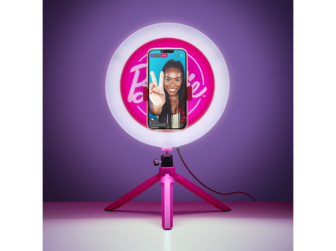 ANEL LUZ STREAMING BARBIE