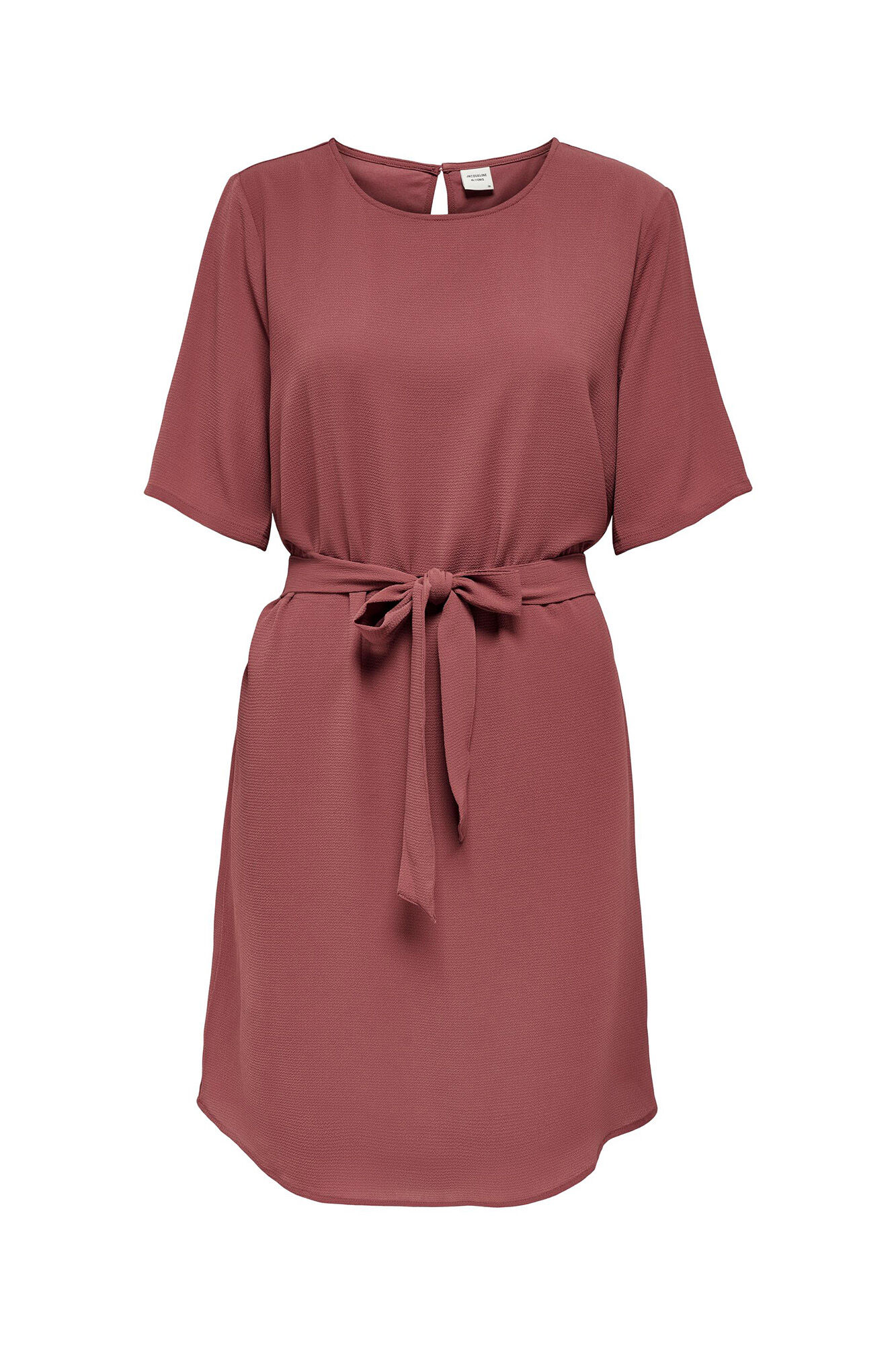 Vestido curto com mangas 2/4 e gola redonda.
