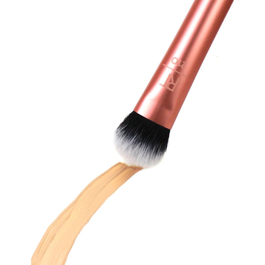 Real Techniques Expert Concealer Brush