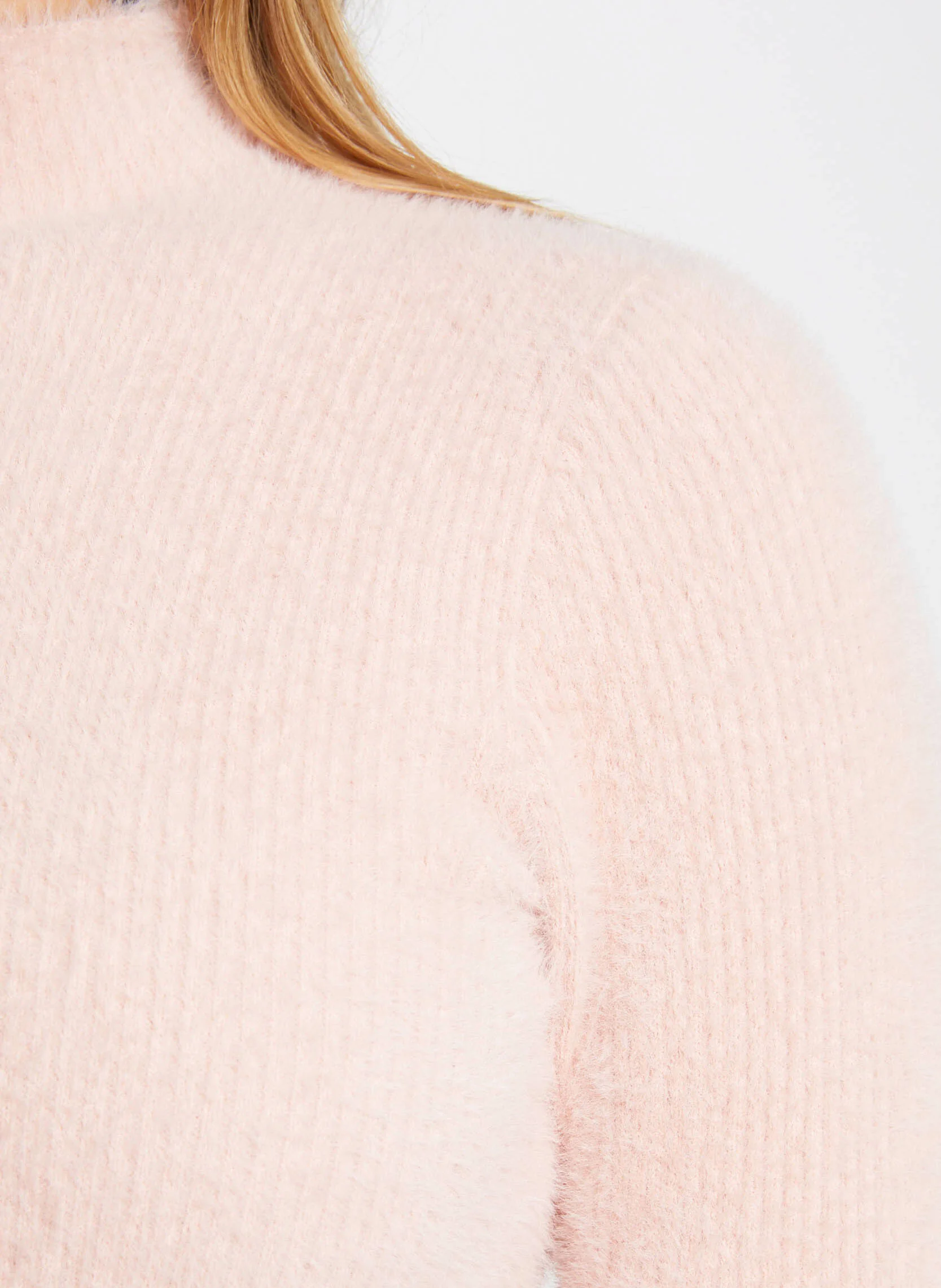 MORIK.N - Pull col montant maille duveteuse | Rose