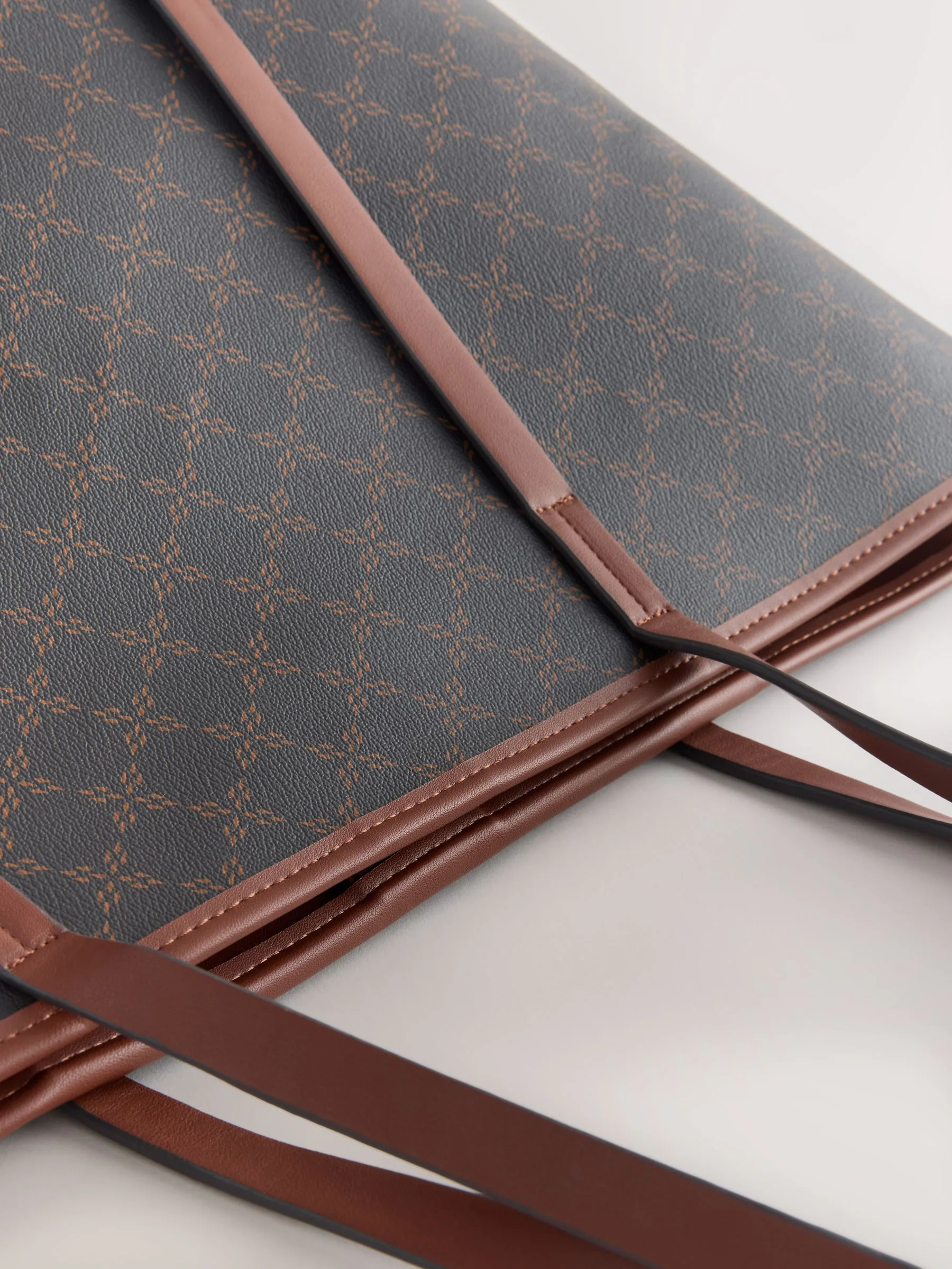 Bruin monogram - Grote schoudertas