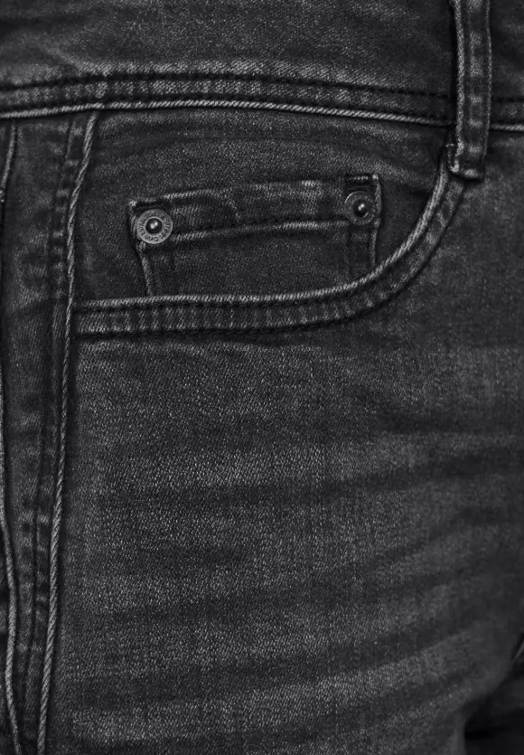 Casual Fit Jeans - soft black wash