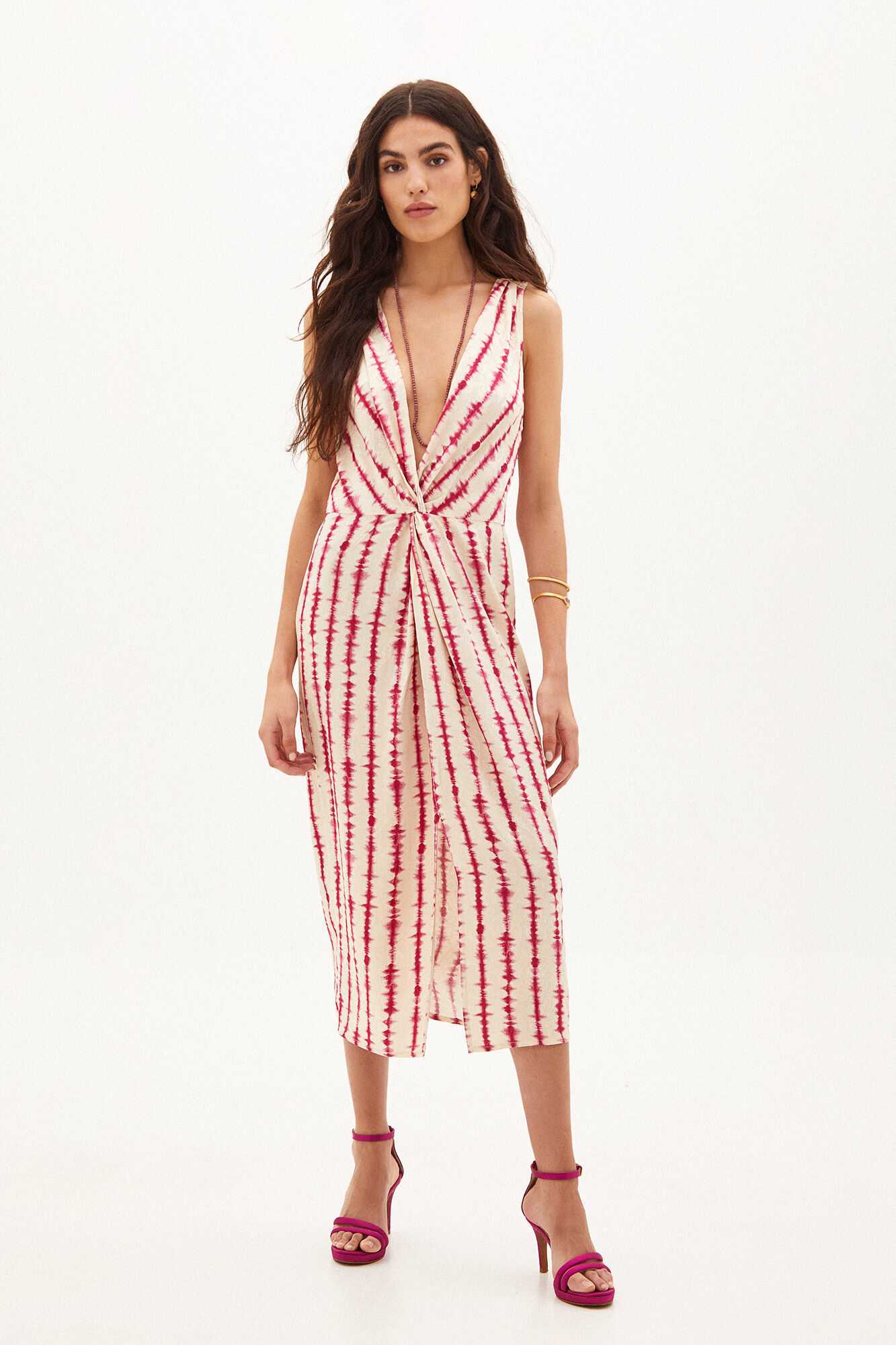 Mariela. Vestido midi estampado - Vários