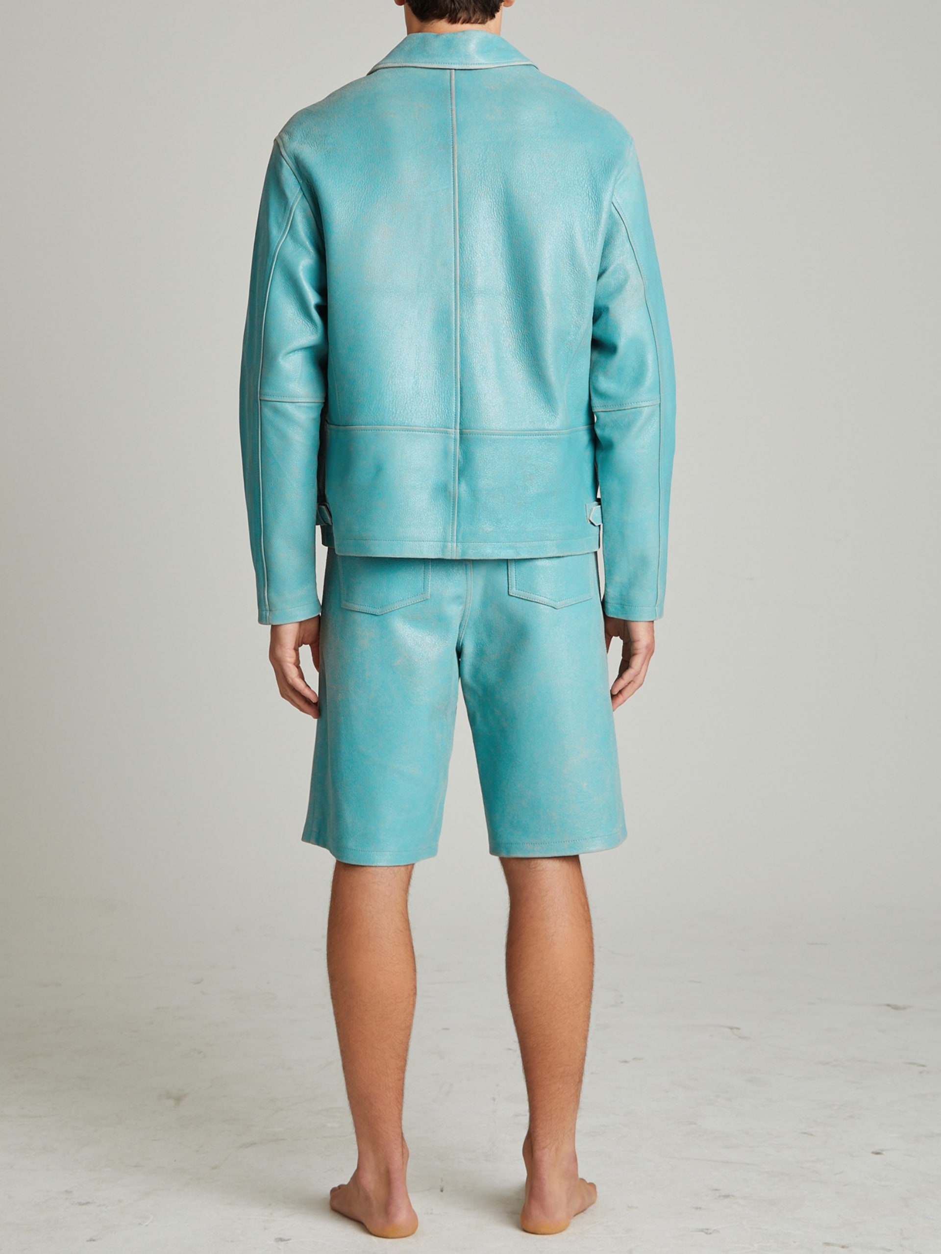 Shorts de couro rachado