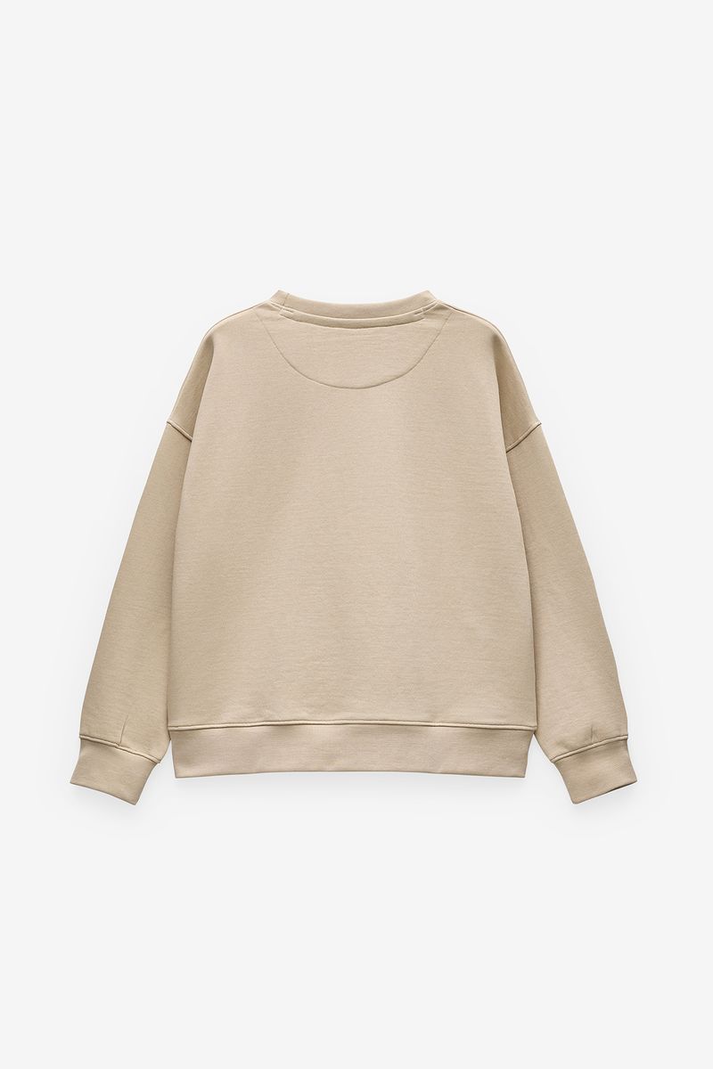 SWEATSHIRT DECOTE REDONDO COM APLICAÇÃO