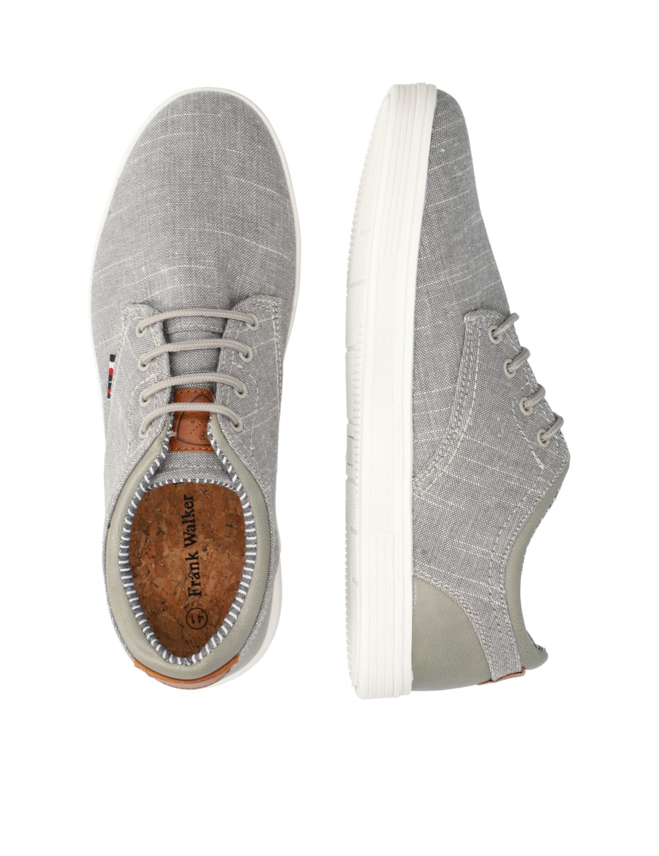 Canvas Sneaker