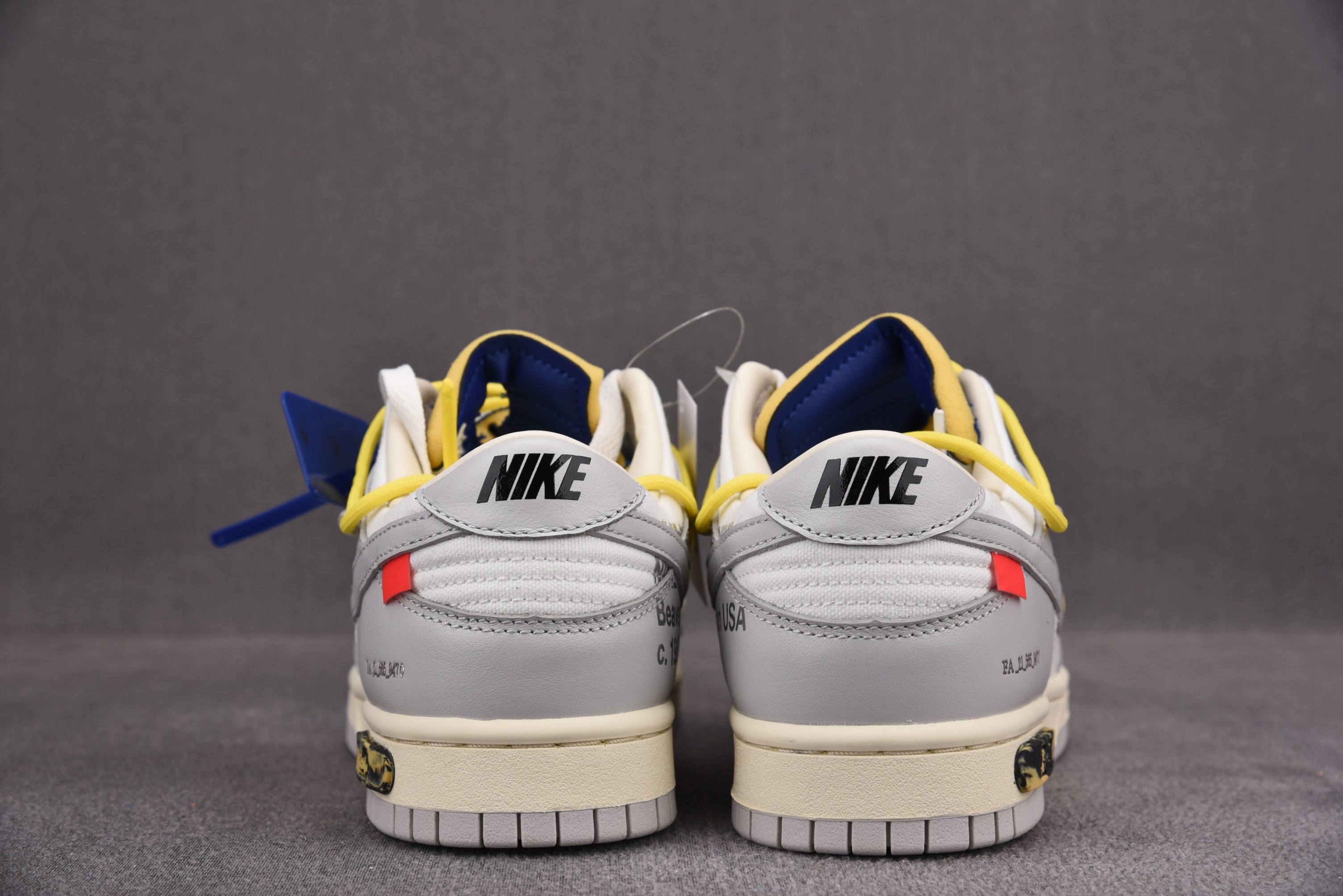 Nike Dunk Low   Lot 27