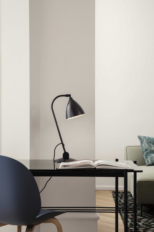 Gubi TS bureau 120x60 wit marmer