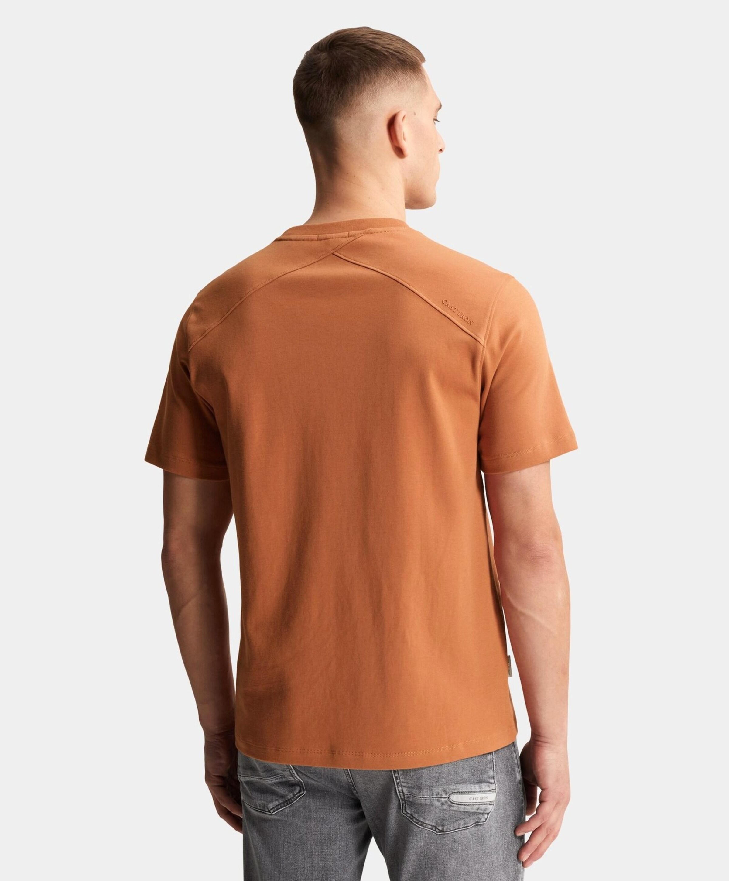 Cast Iron Heren T-shirt oranje