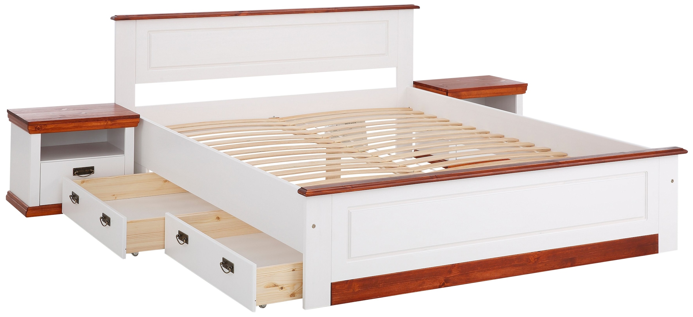 Home affaire Massivholzbett »Madrid, Landhausstil, hohe Belastbarkeit!« Breite/Belastbarkeit 180cm/220 KG, 160cm/200 KG, 90cm/=120 KG,  aus FSC®-zertifizierter Kiefer, INKLUSIVE Rollrost, Kassettenoptik