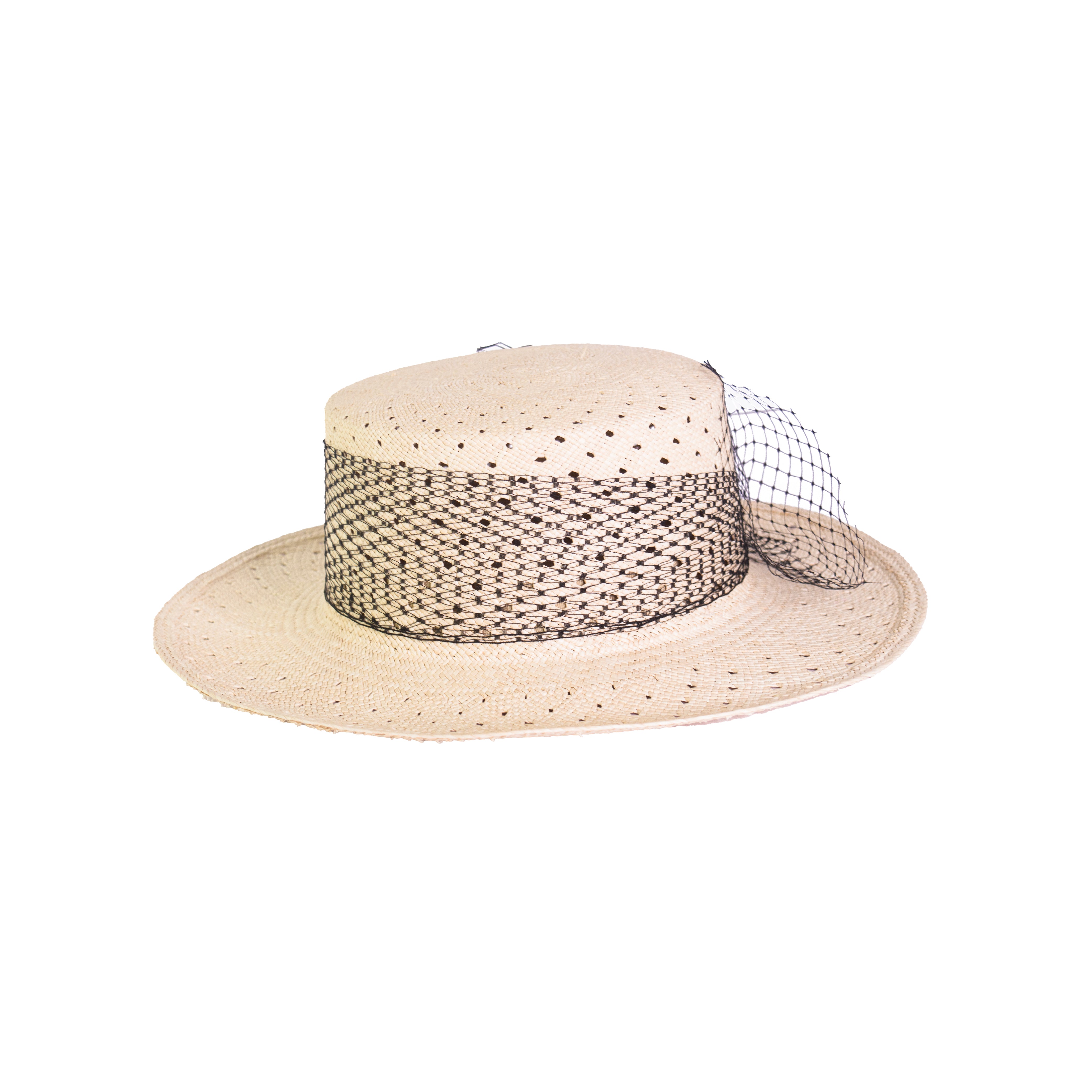 Chapeau en cuir Cordovan à tissage ouvert