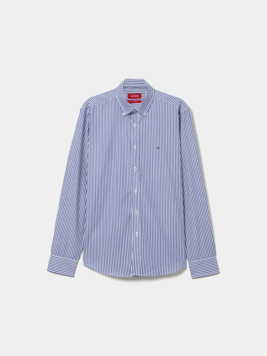 Camisa regular fit às riscas