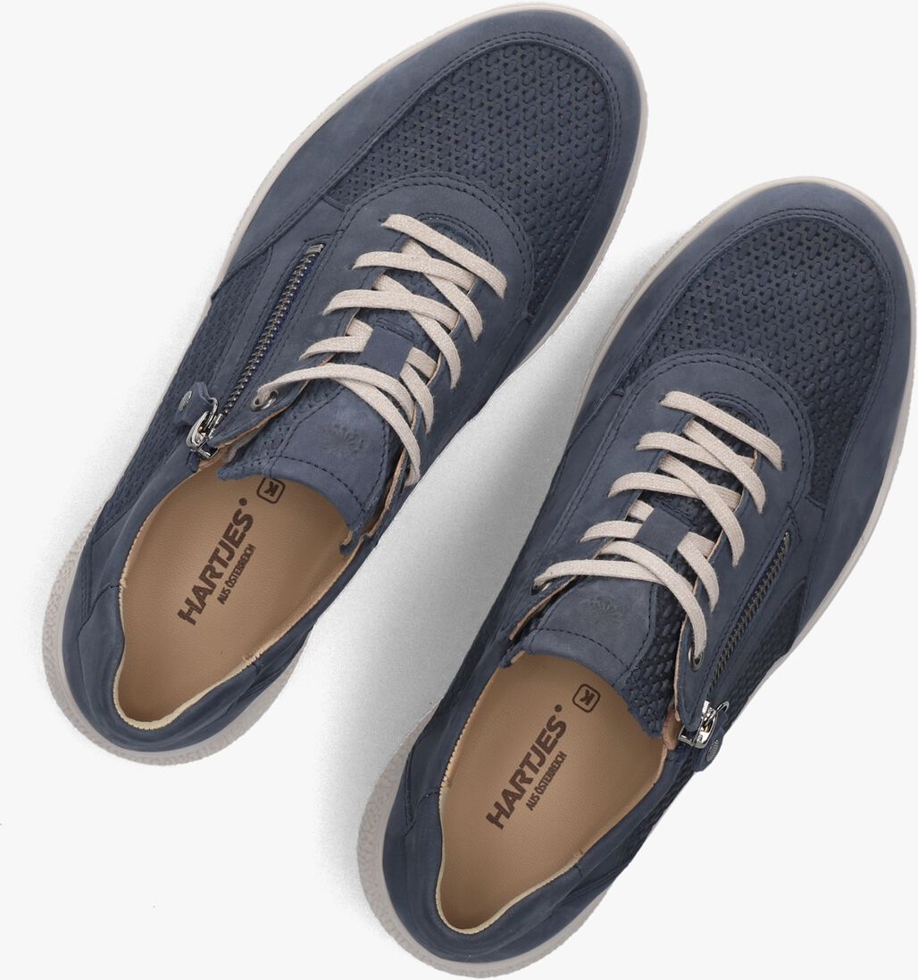 blauwe hartjes lage sneakers rap