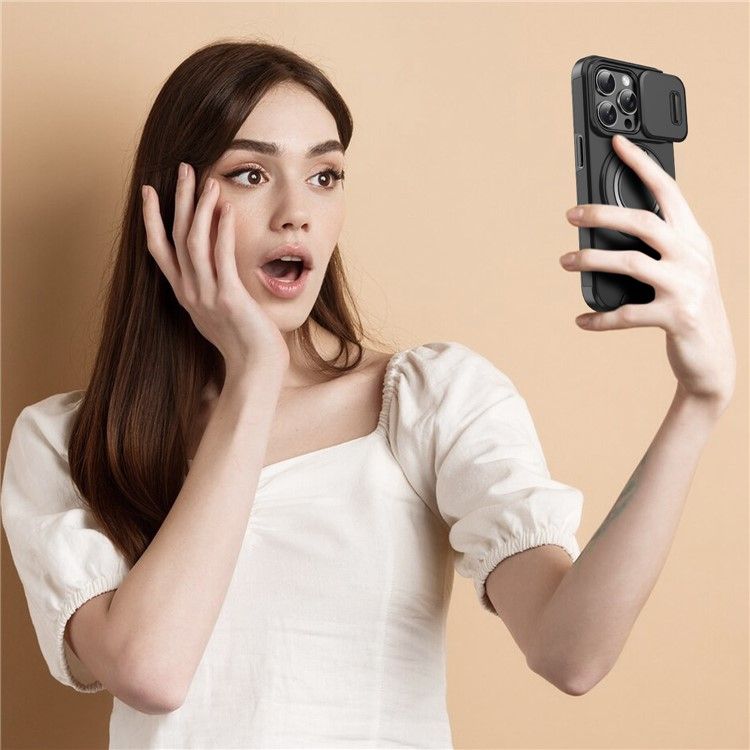 iPhone 16 Pro Max Hybrid Outdoor Hardcase Hülle mit Cam-Slider   Magnetischer Kickstand - Schwarz