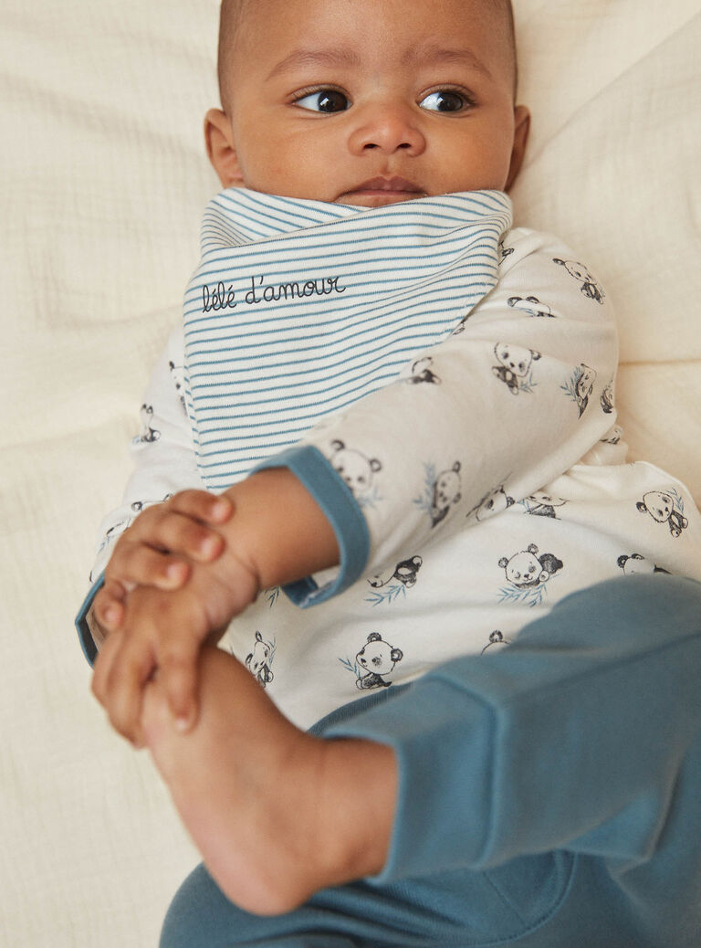 Body T-shirt écru, pantalon bleu et bandana écru et bleu grisé